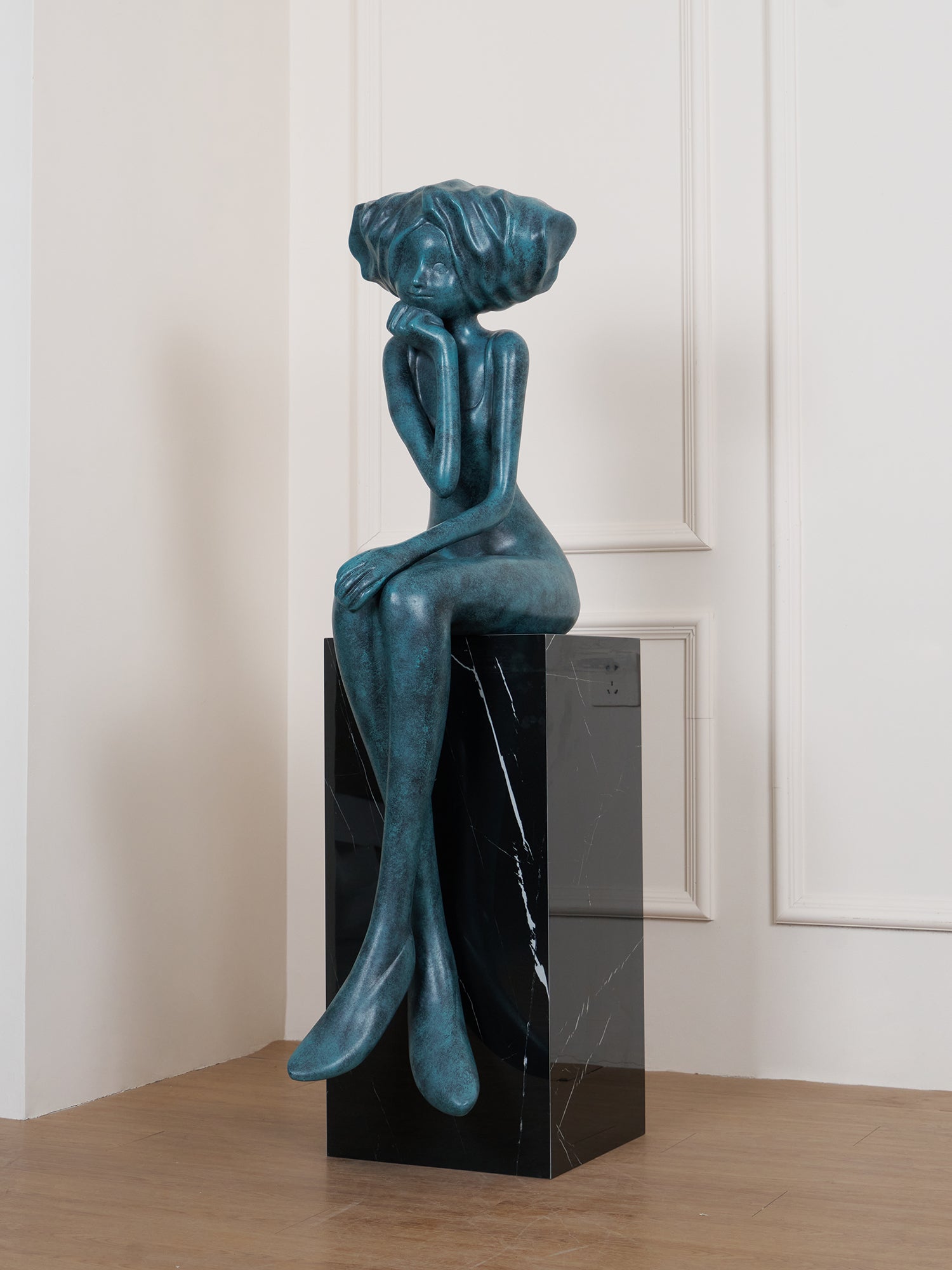 girl-meditate-sculpture-floor-lamp-anzaz--60