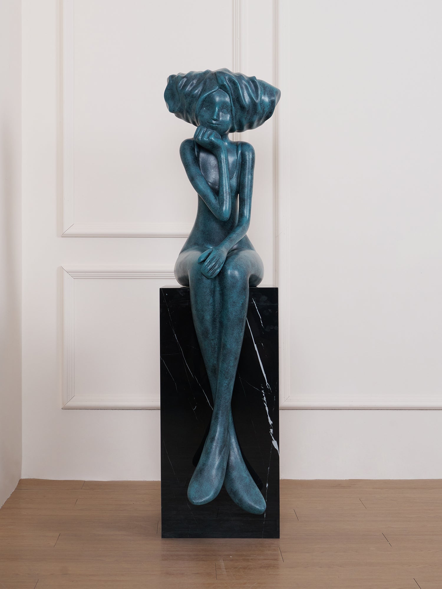 girl-meditate-sculpture-floor-lamp-anzaz--61