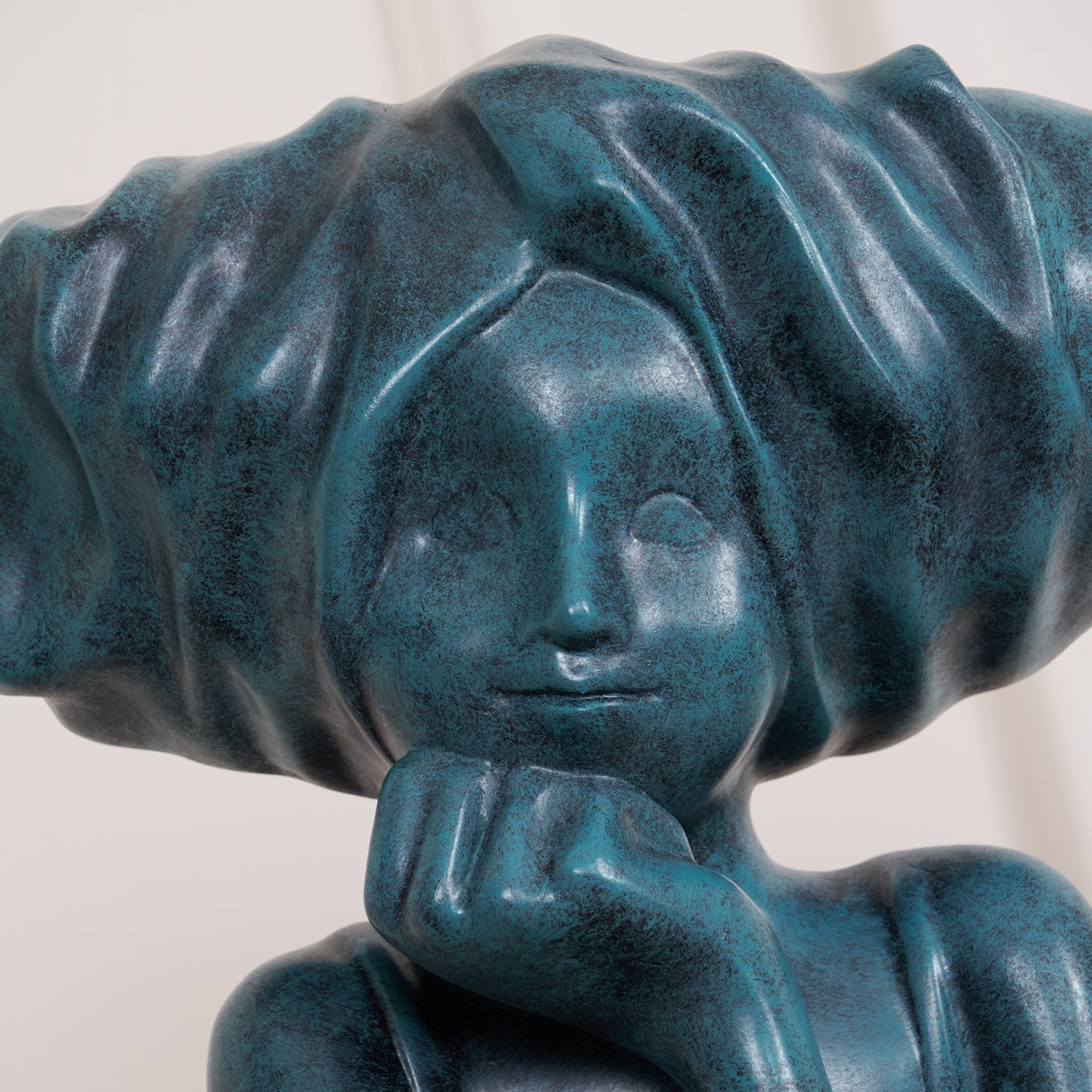 girl-meditate-sculpture-floor-lamp-anzaz--64