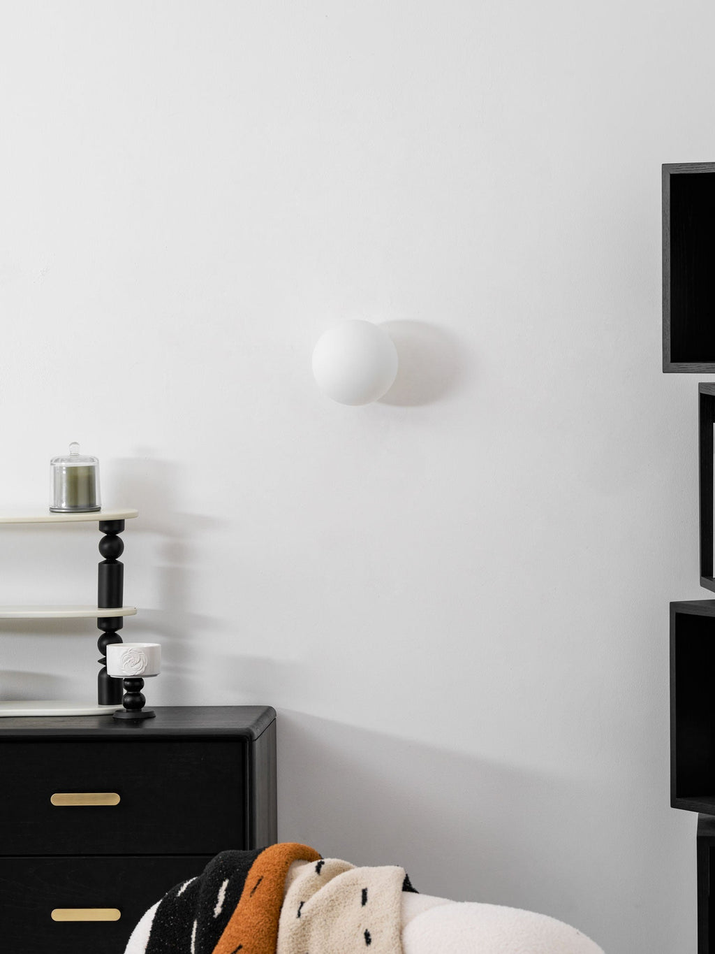 glass-mini-orb-wall-lamp-anzaz--25