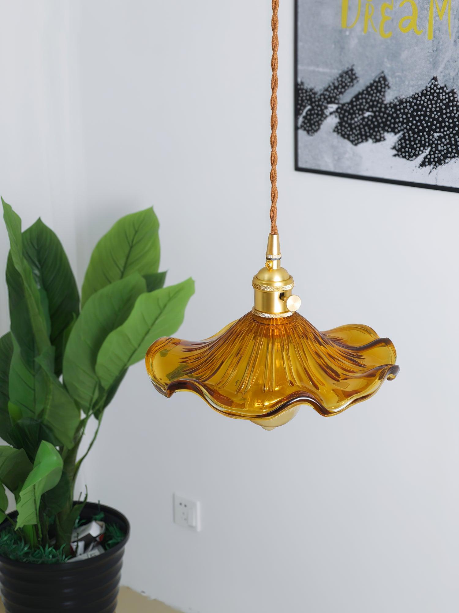 glass-hibiscus-flower-pendant-light-anzaz--31