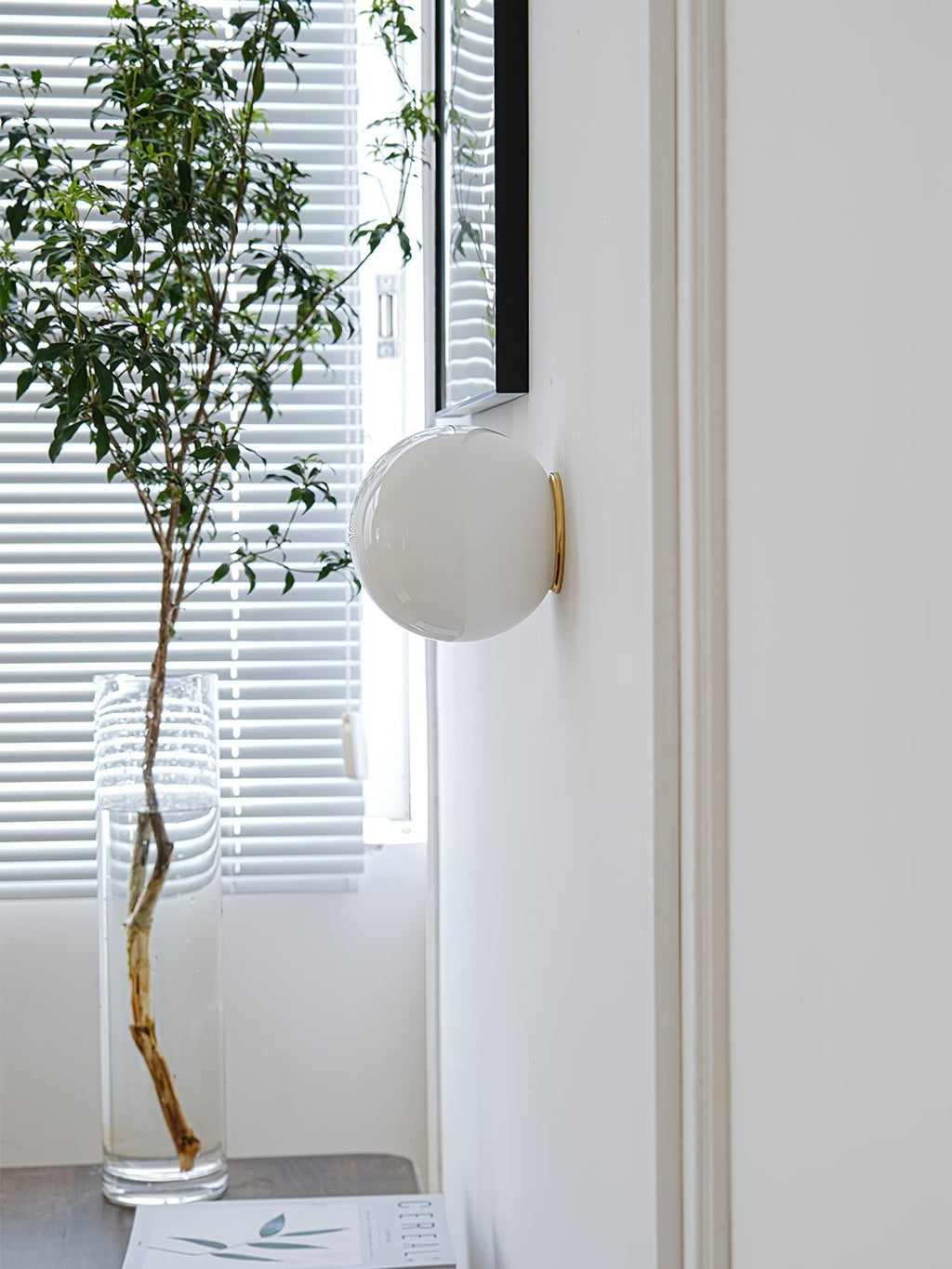 glass-mini-orb-wall-lamp-anzaz--3