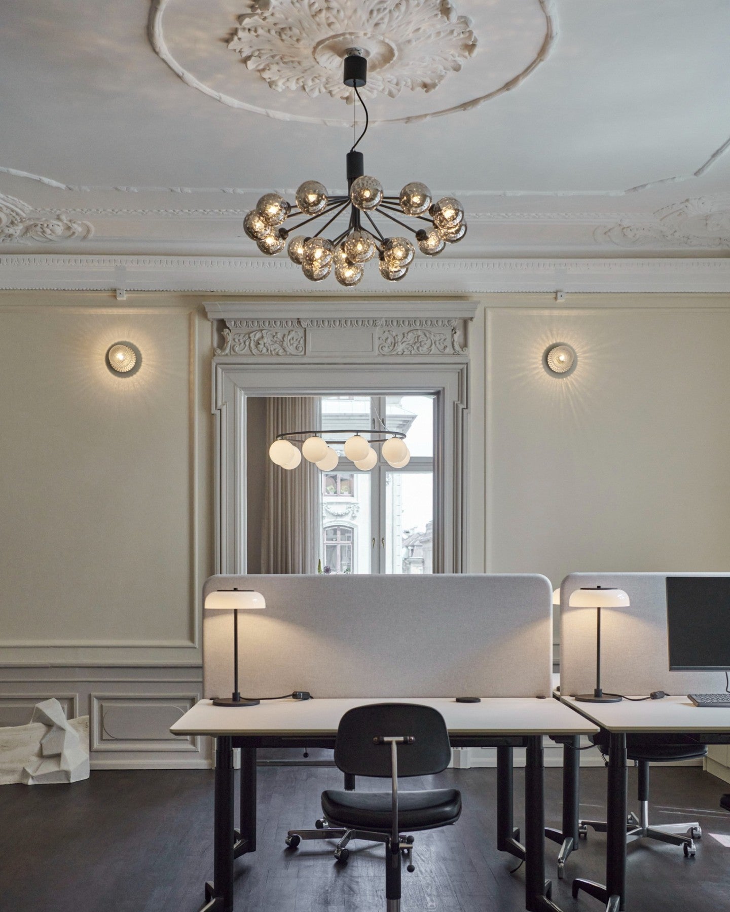 glass-sphere-cluster-chandelier-anzaz--37