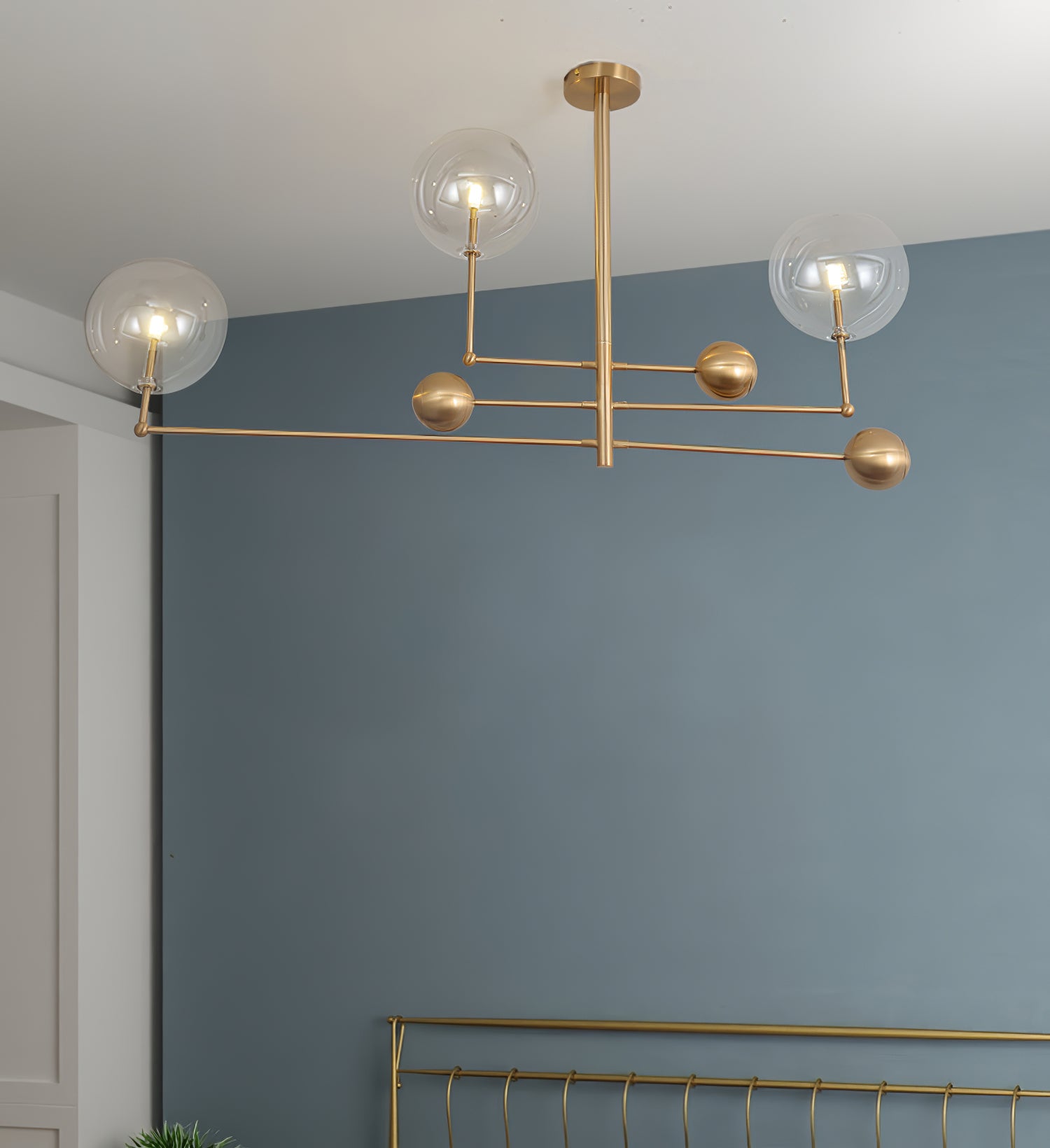 glass-globe-mobile-chandelier-anzaz--44
