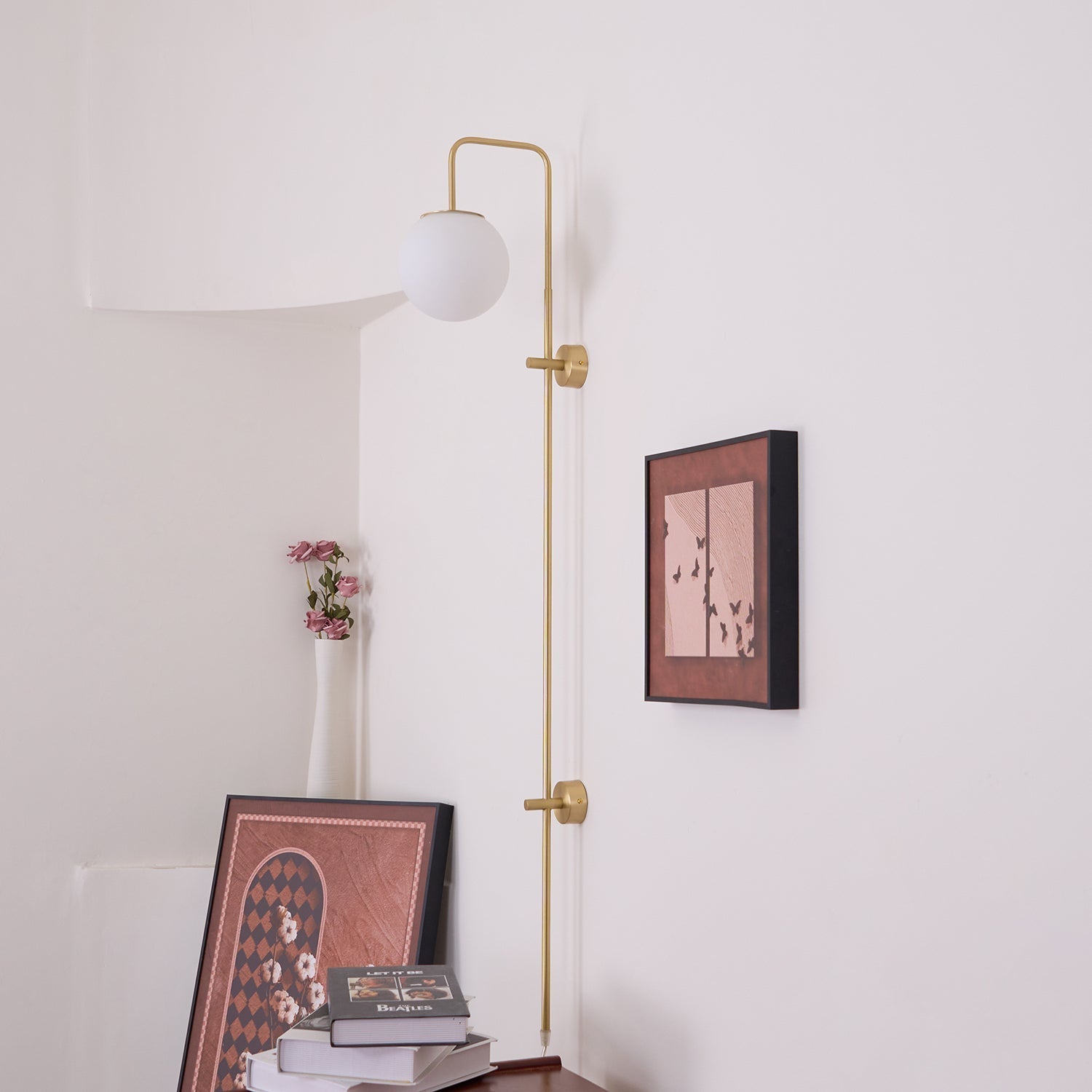 globe-brass-plug-in-wall-sconce-anzaz-Gold & White-10