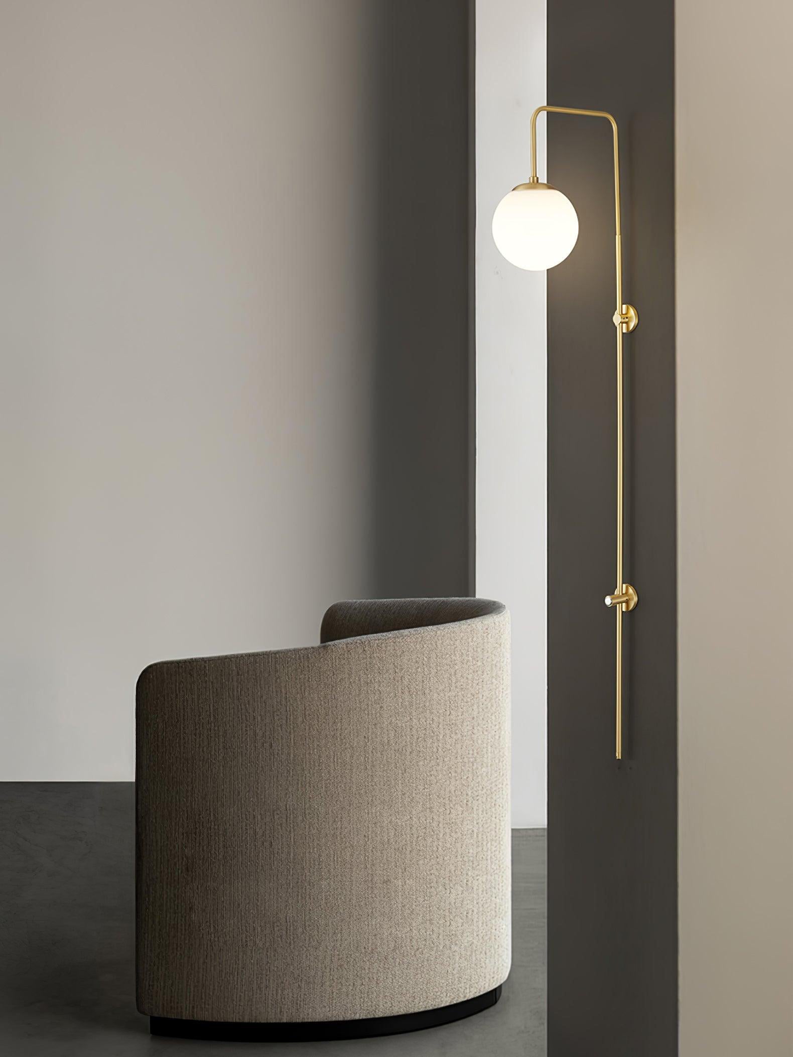 globe-brass-wall-sconce-anzaz--15