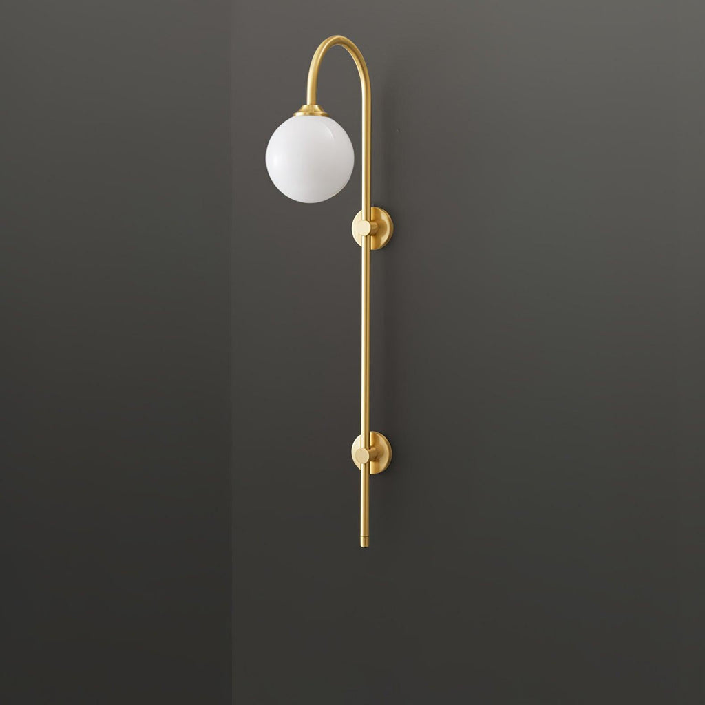 globe-brass-wall-sconce-anzaz--7