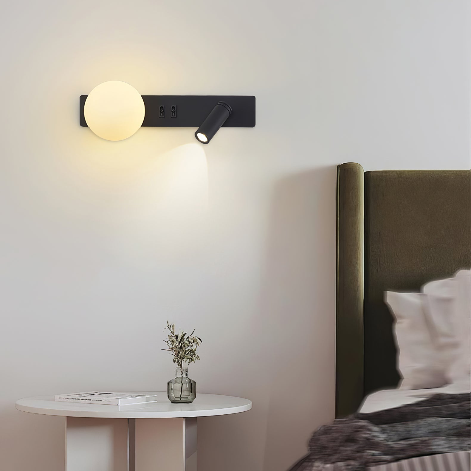 glos-slim-wall-lamp-anzaz-Black-3