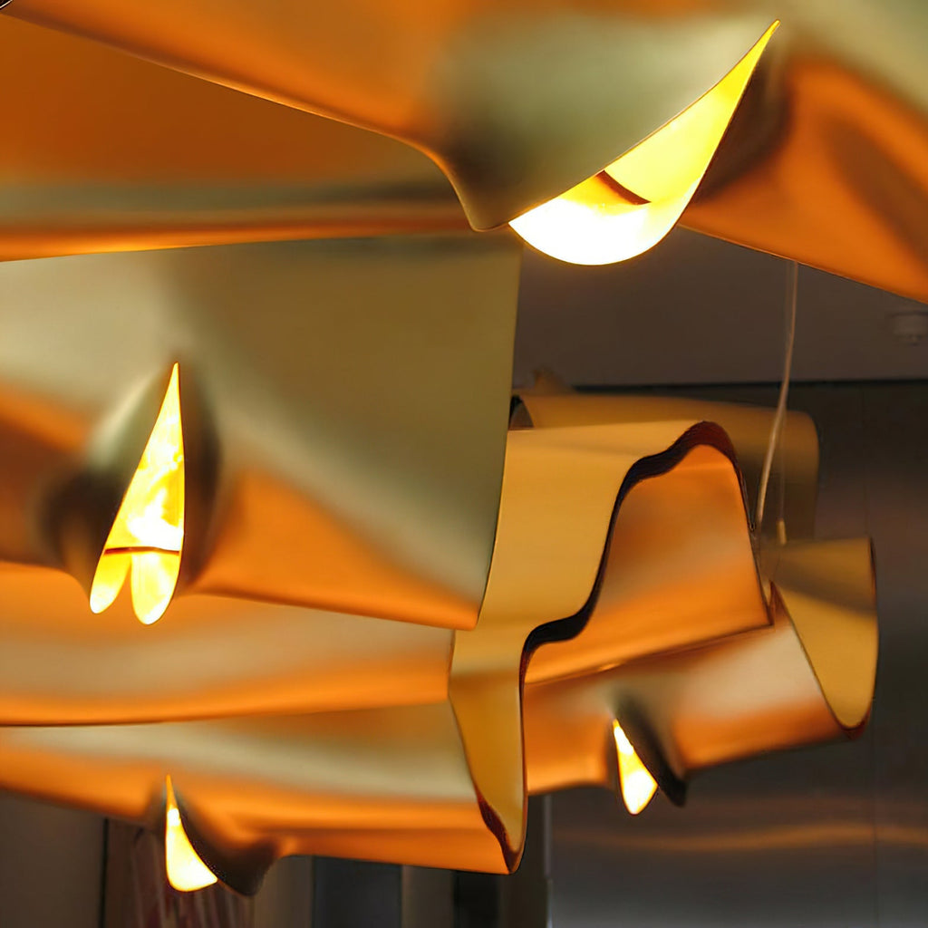 gold-ribbon-chandelier-anzaz--21