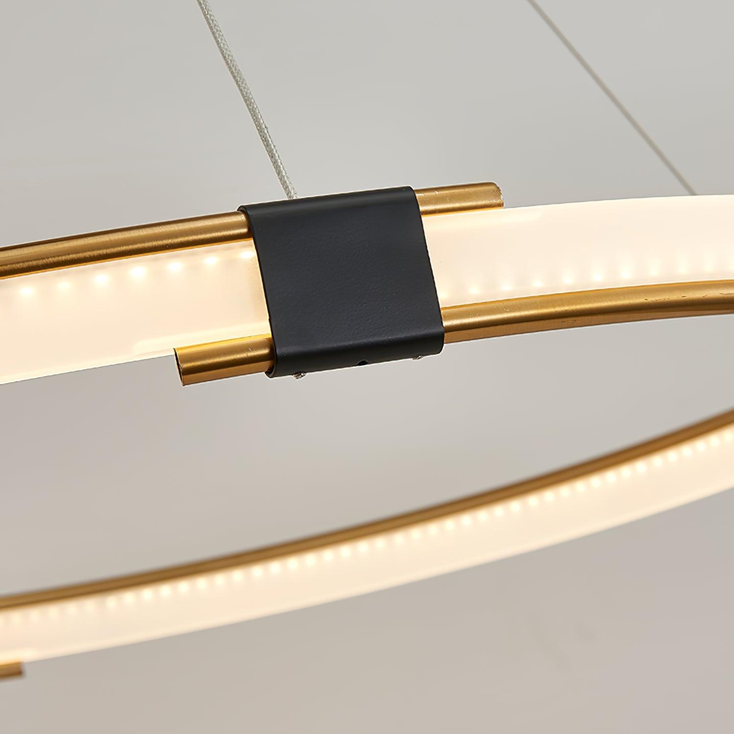 gold-ring-chandelier-anzaz--25
