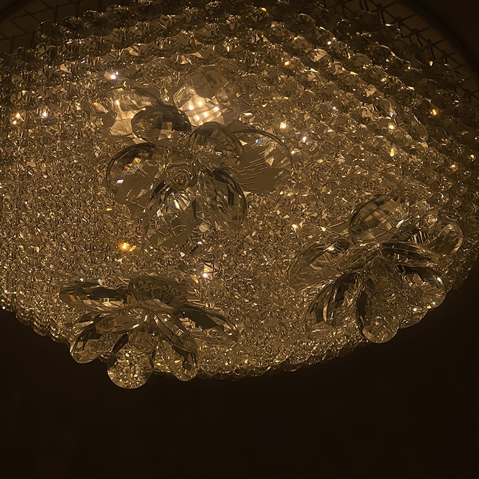 gold-tuzzi-pendant-light-anzaz--9