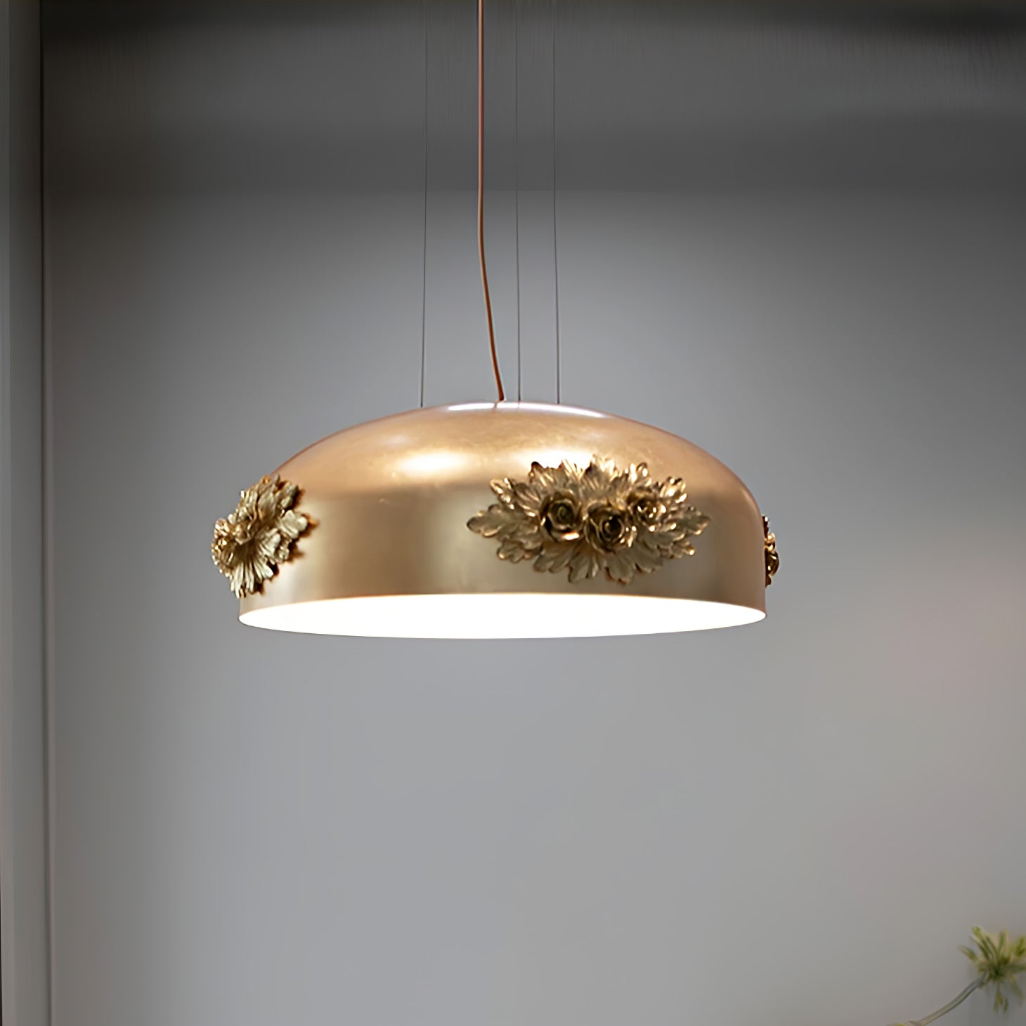 gold-tuzzi-pendant-light-anzaz-Gold foil-2