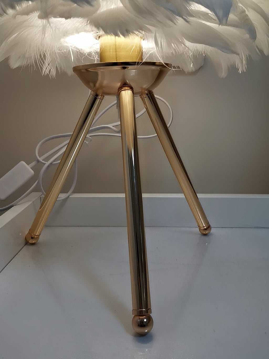 goose-feather-table-lamp-anzaz--59