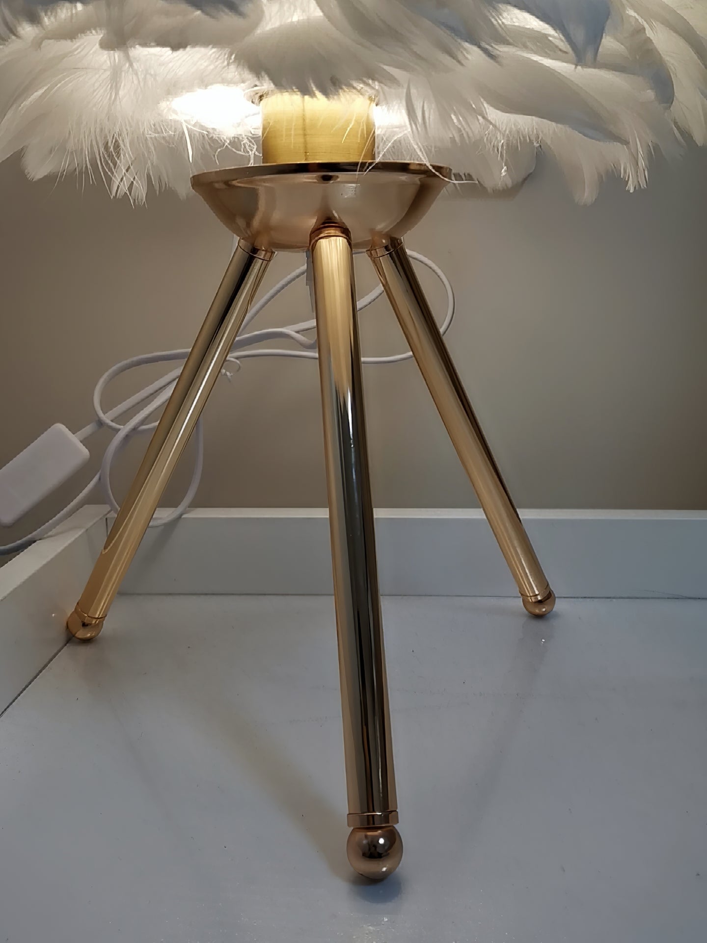 goose-feather-table-lamp-anzaz--59