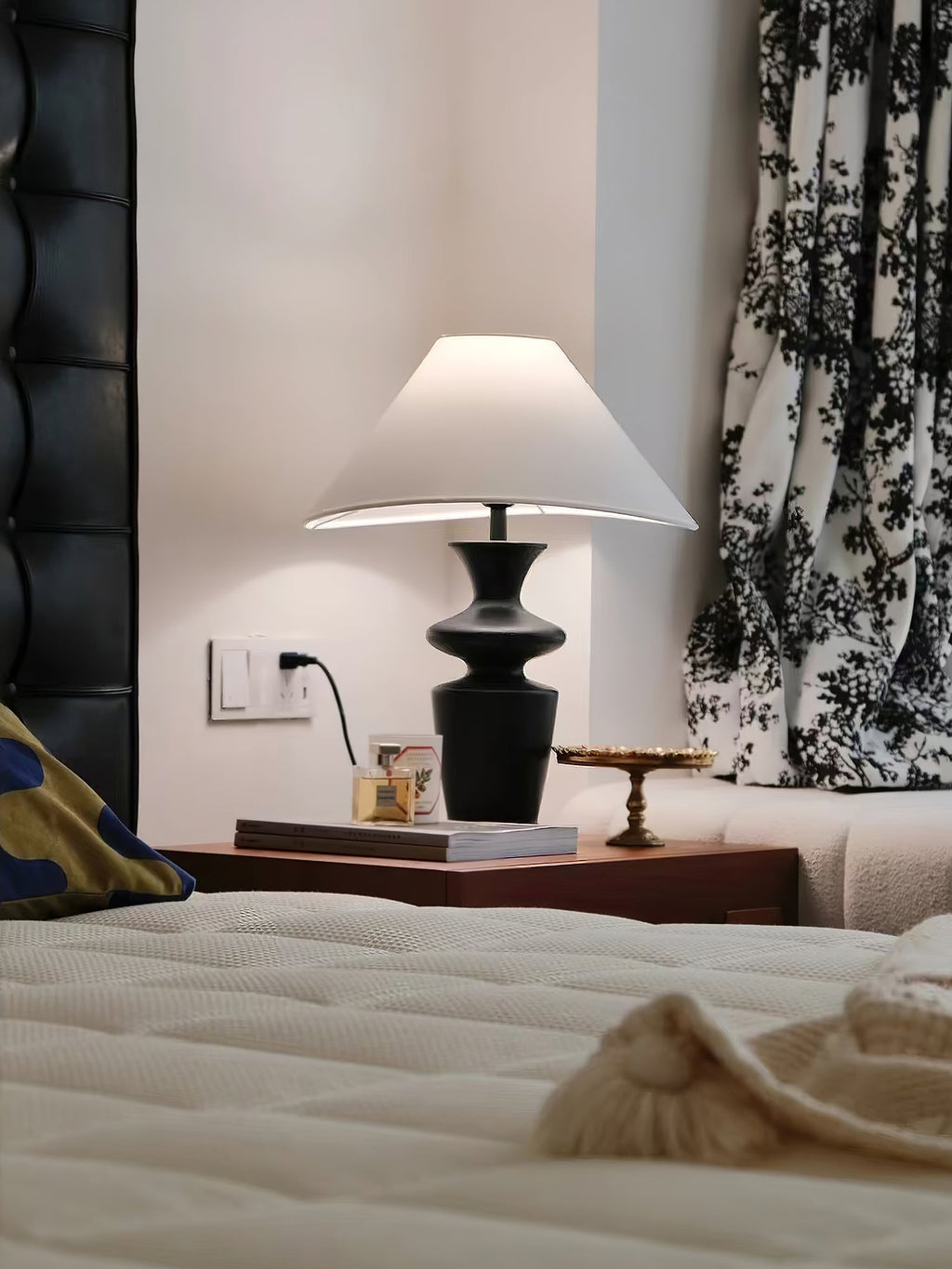 grace-wood-table-lamp-anzaz--17