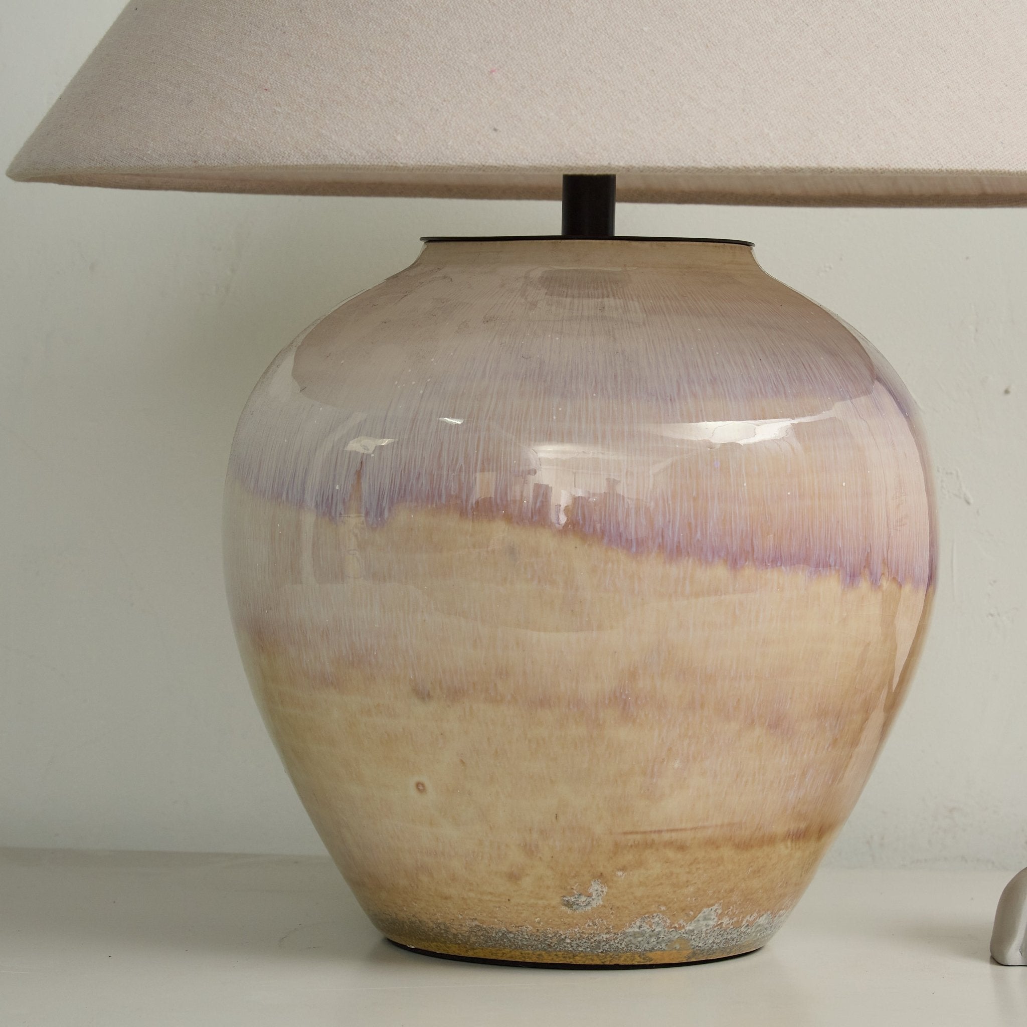 gradient-hued-ceramic-jar-table-lamp-anzaz--7
