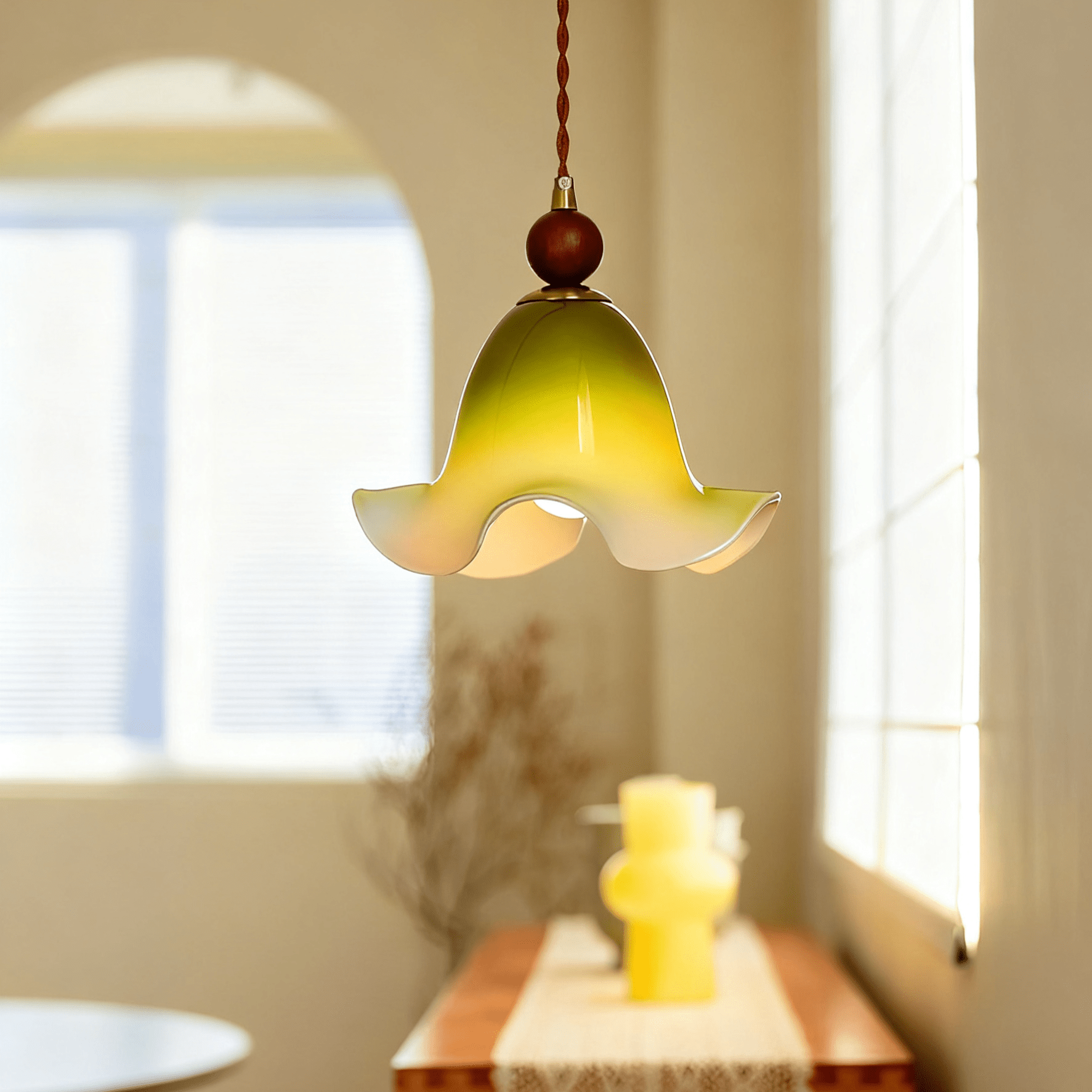 gradient-petal-pendant-lamp-anzaz--2