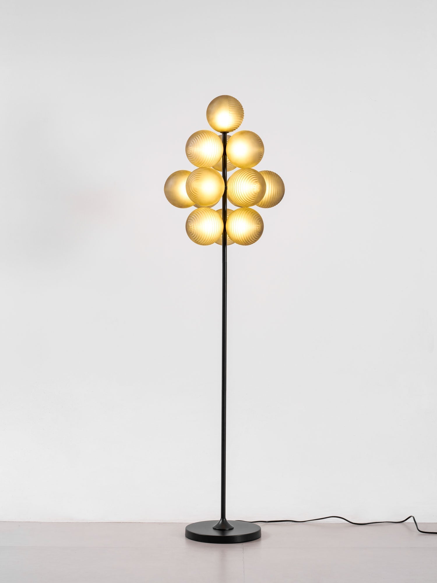 grape-floor-lamp-anzaz--50