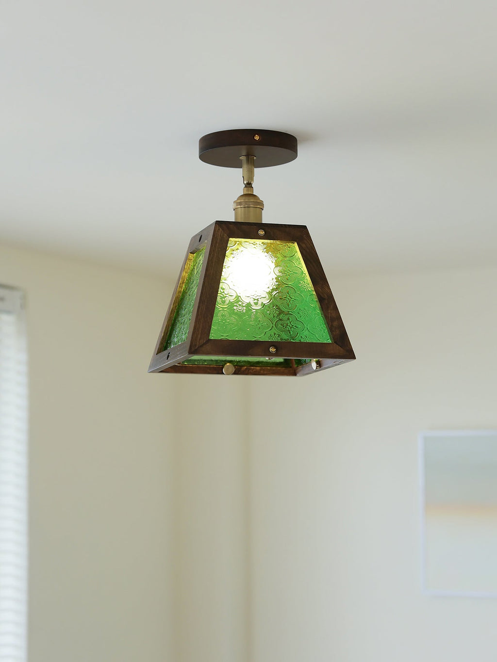 green-patterned-glass-ceiling-light-anzaz--4