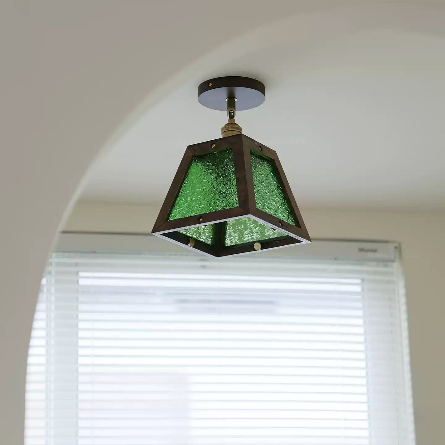 green-patterned-glass-ceiling-light-anzaz--7