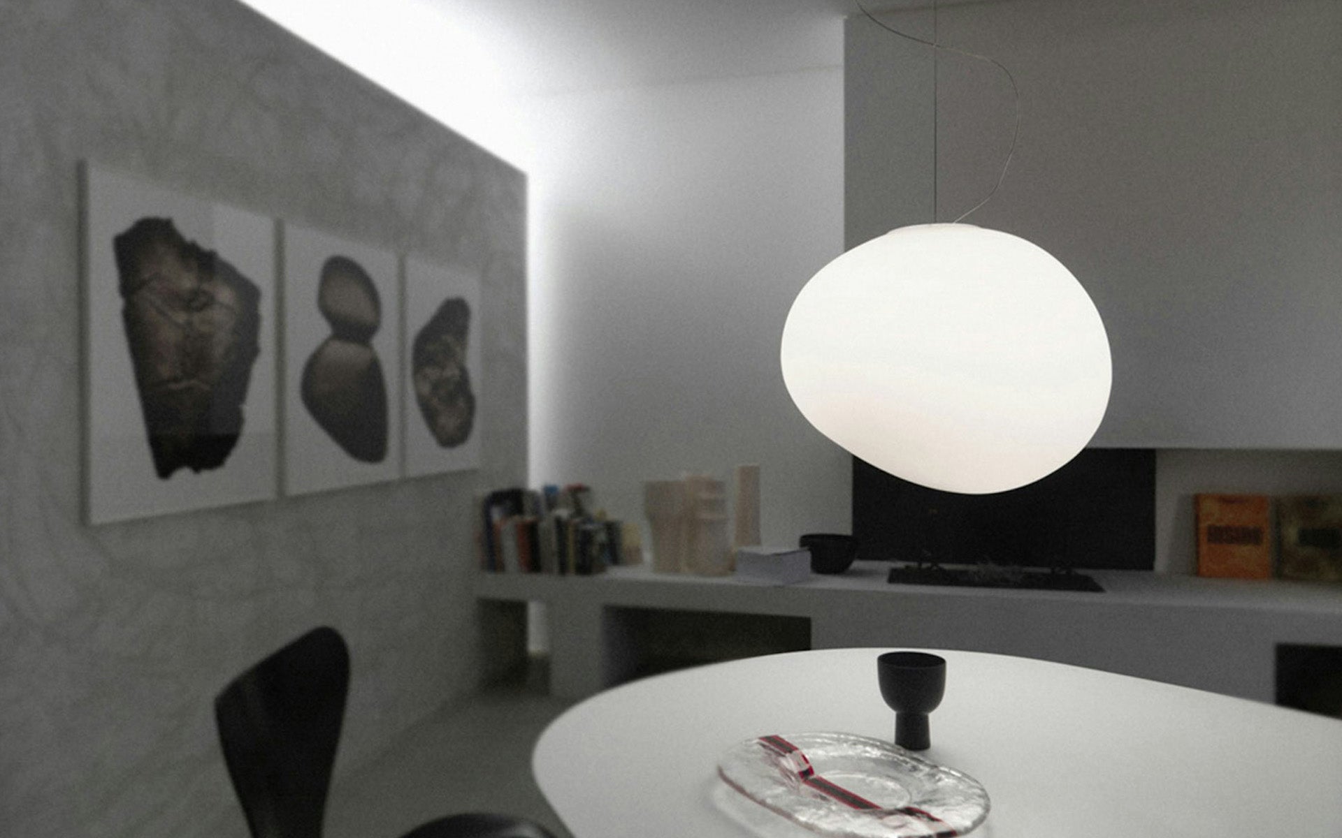 gregg-stone-shape-glass-pendant-light-anzaz--24