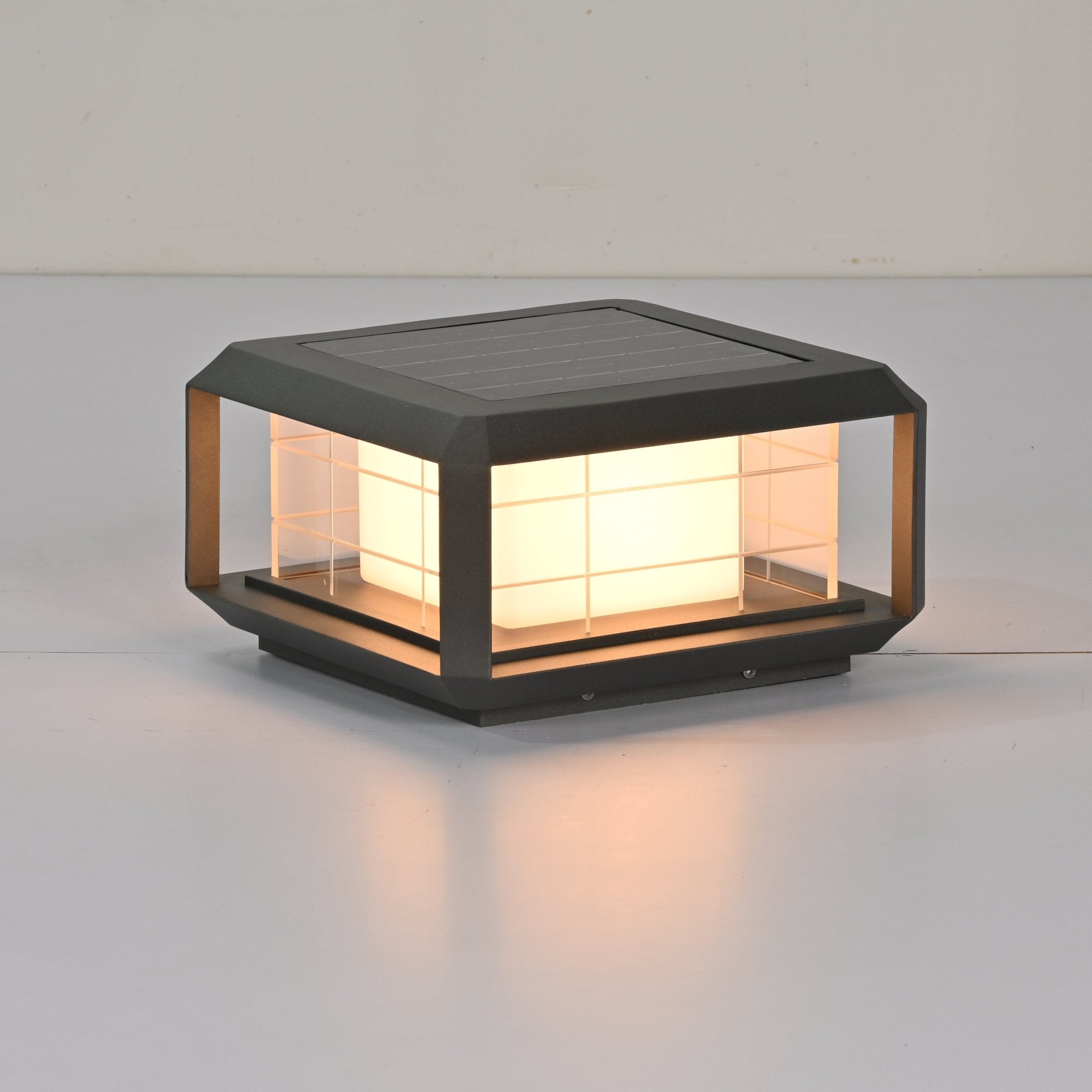 grid-guard-solar-lantern-outdoor-lamp-anzaz--9
