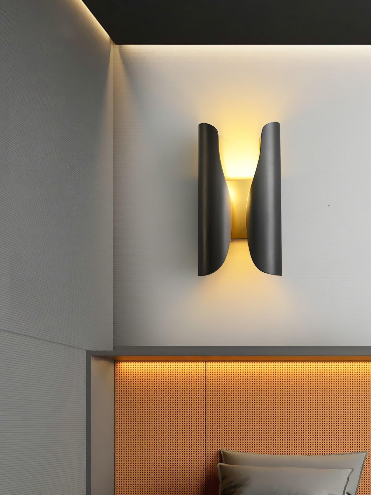 guardian-wall-sconce-anzaz--7