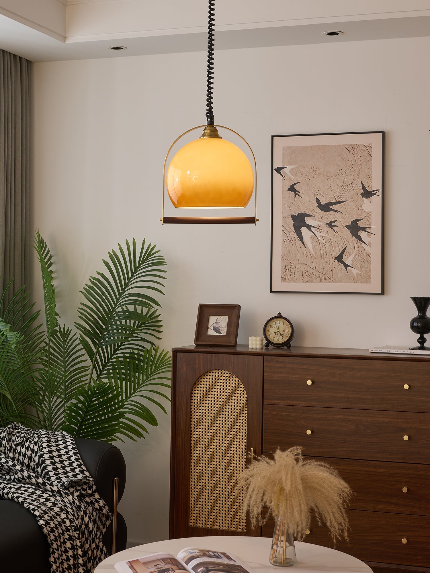 halcyon-arch-pendant-light-anzaz--23