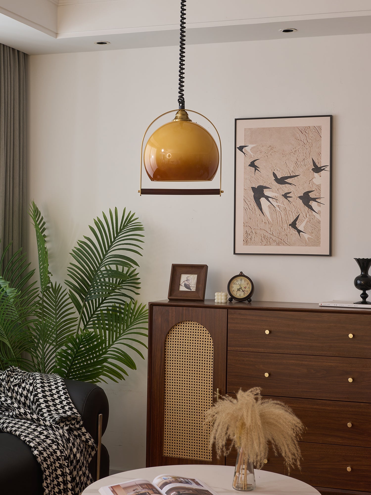 halcyon-arch-pendant-light-anzaz--47