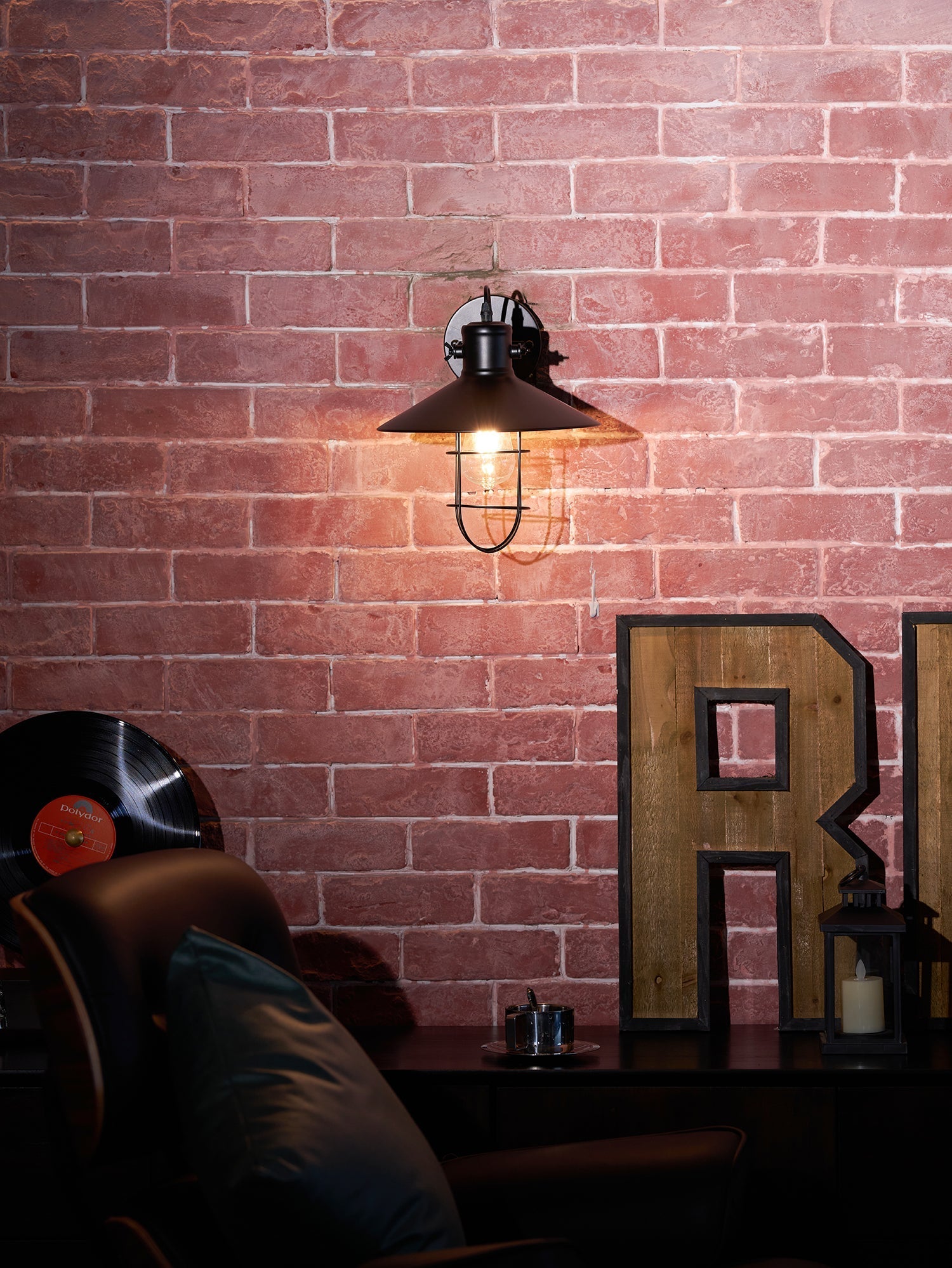 harbour-industrial-wall-light-anzaz--22