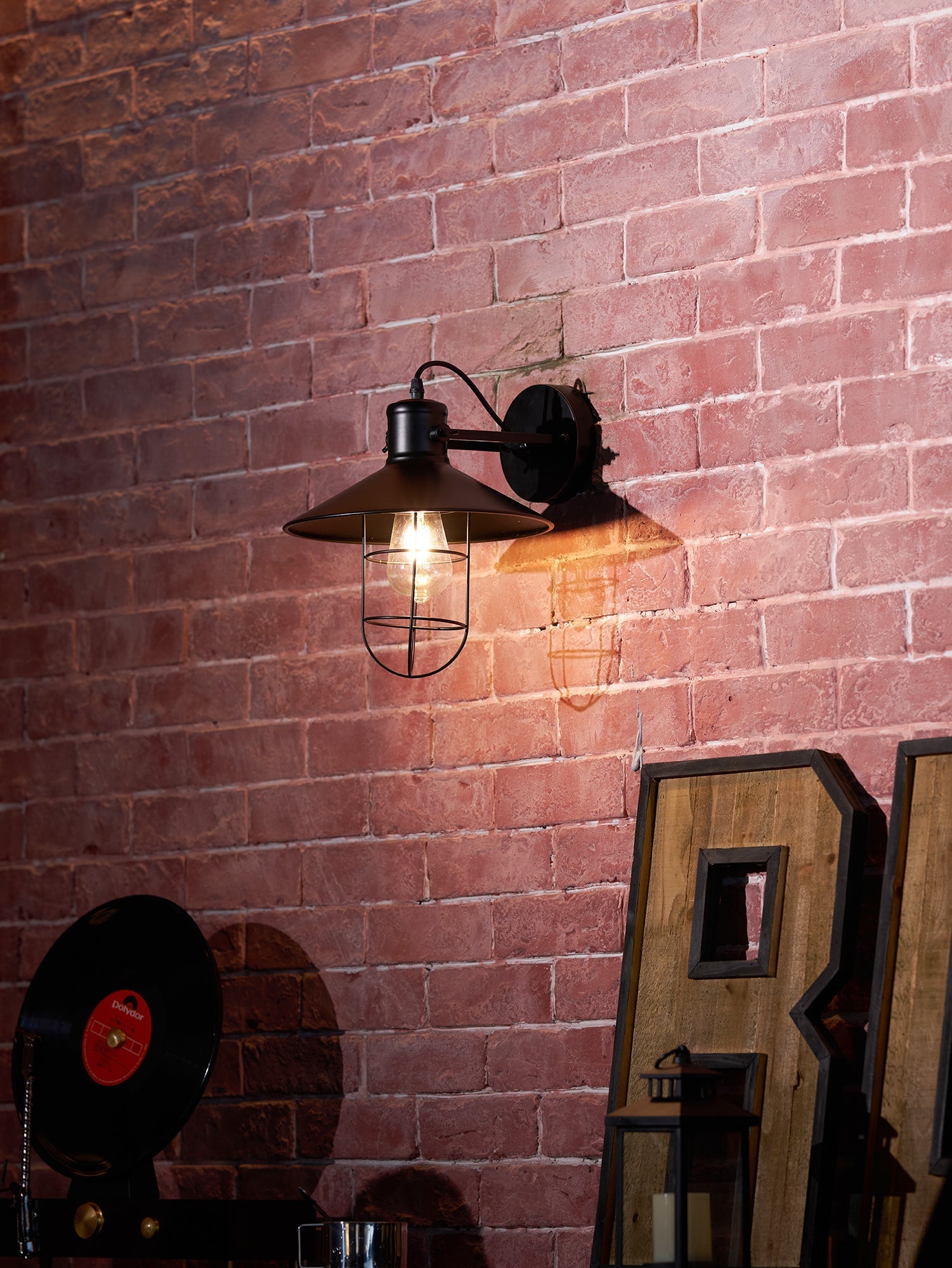 harbour-industrial-wall-light-anzaz--17