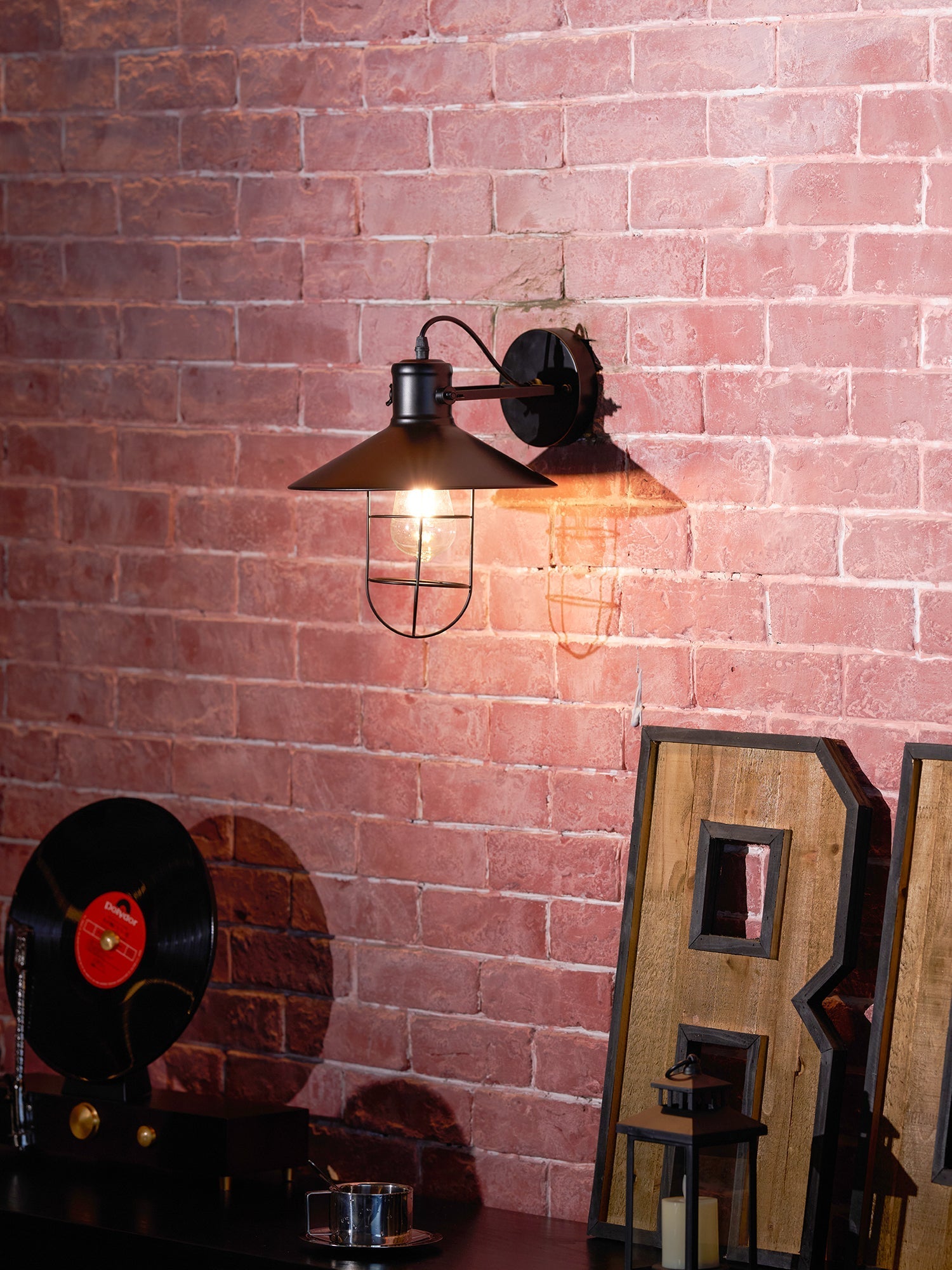 harbour-industrial-wall-light-anzaz--16