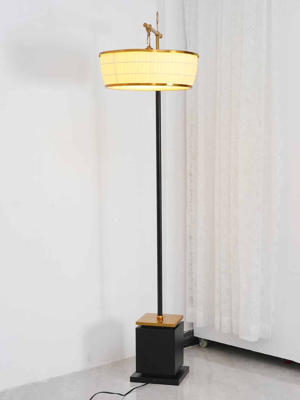 hejun-fabric-floor-lamp-anzaz-Black & Gold-3