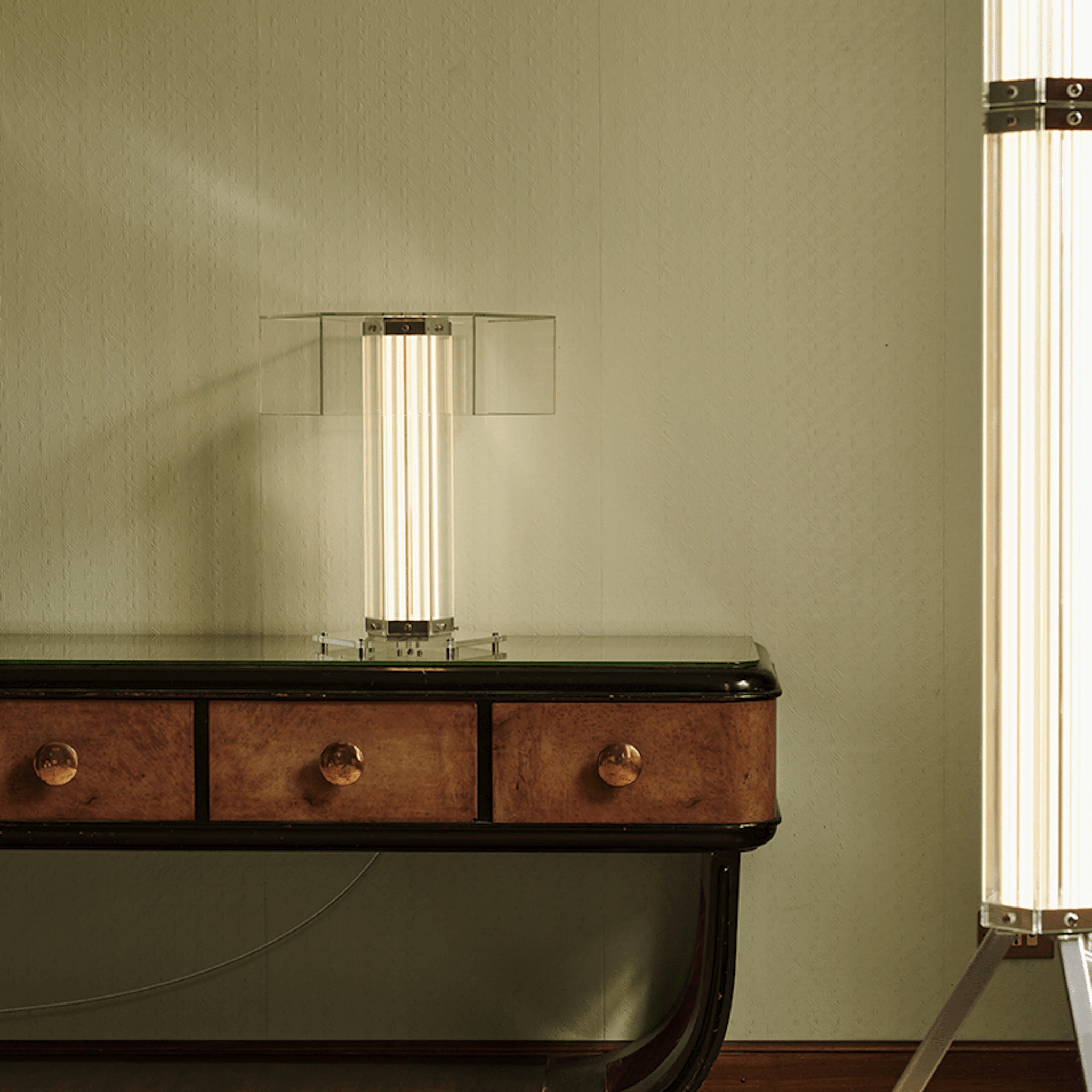 hexagonal-glass-table-lamp-anzaz-Clear-3