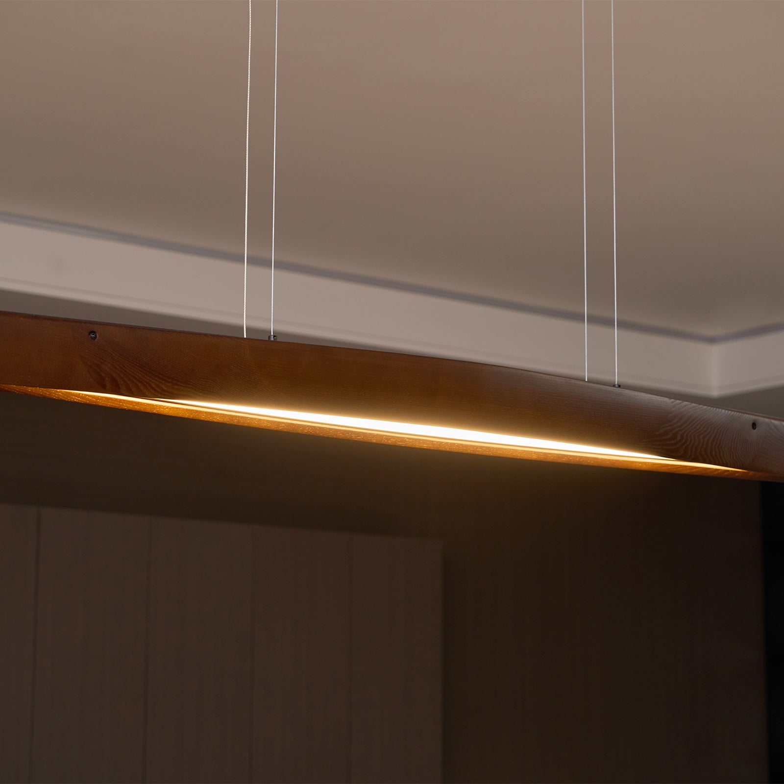 horizon-linear-wood-pendant-lamp-anzaz--35