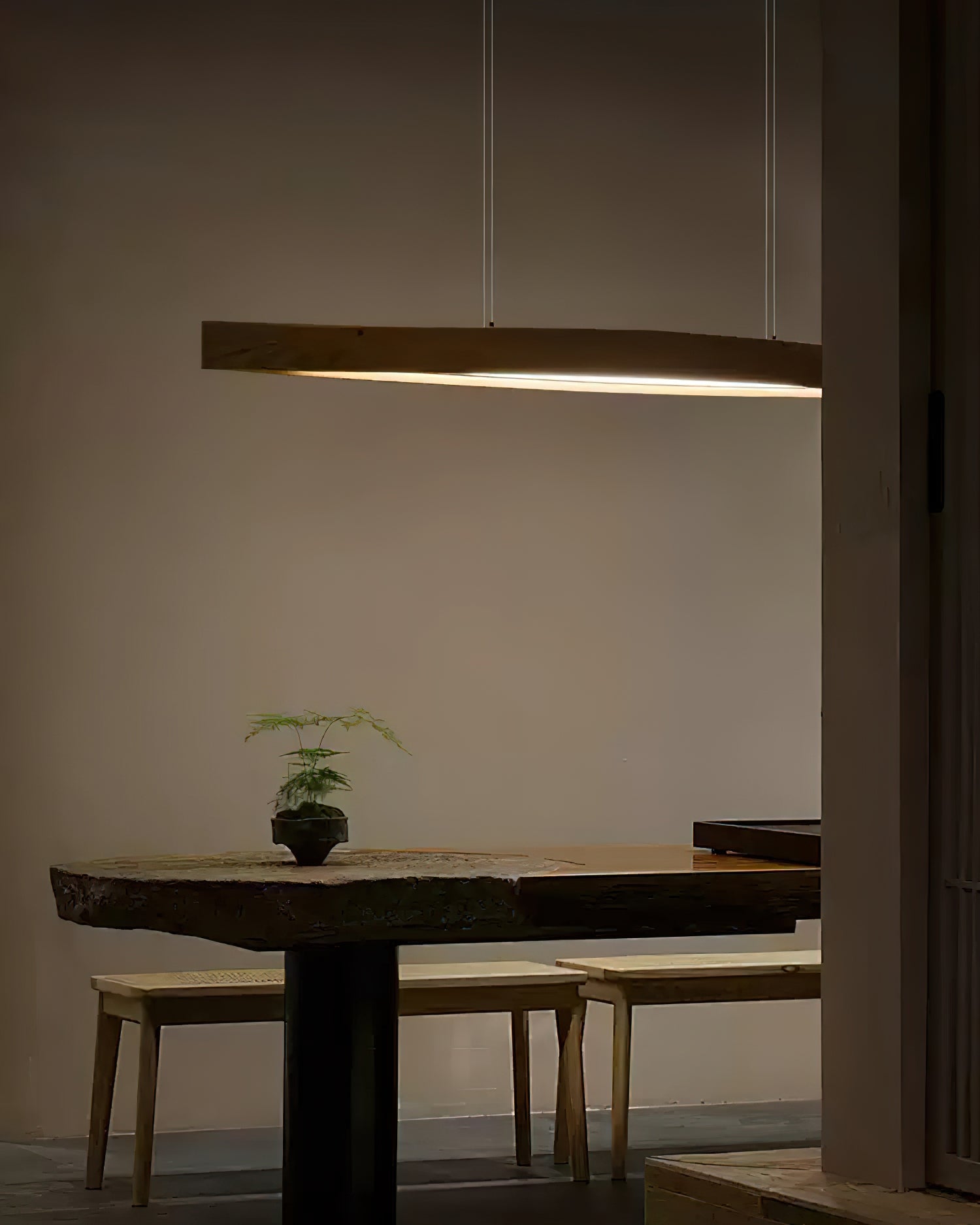 horizon-linear-wood-pendant-lamp-anzaz--13
