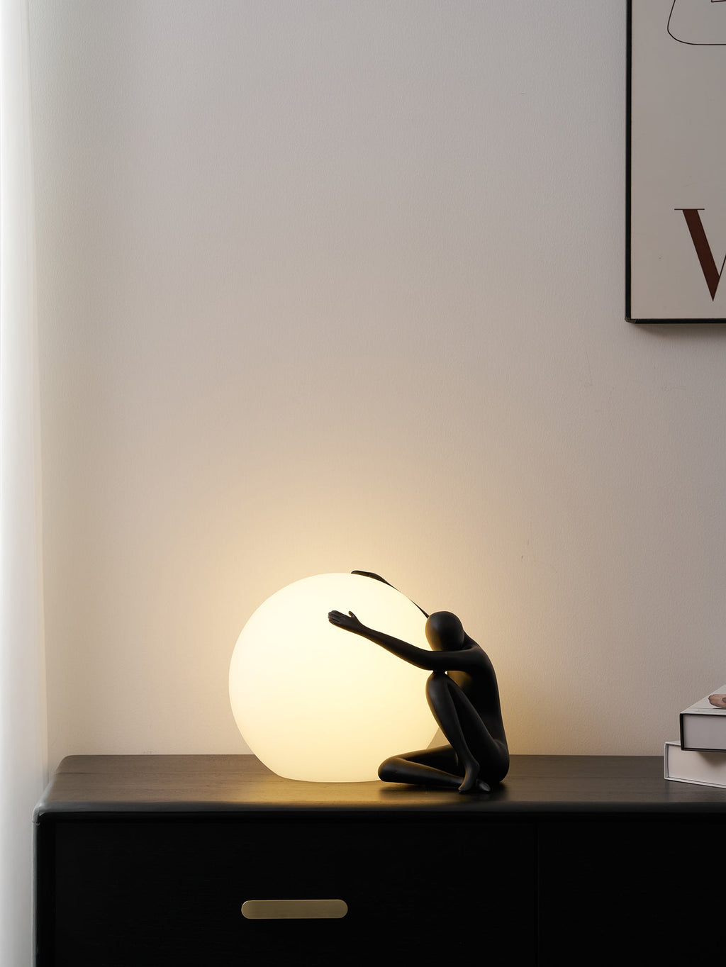 abstract-character-round-table-lamp-anzaz--35