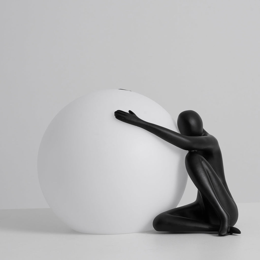 abstract-character-round-table-lamp-anzaz--40