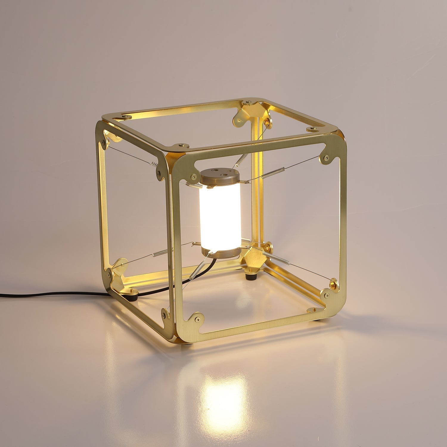 hyperqube-table-lamp-anzaz--10
