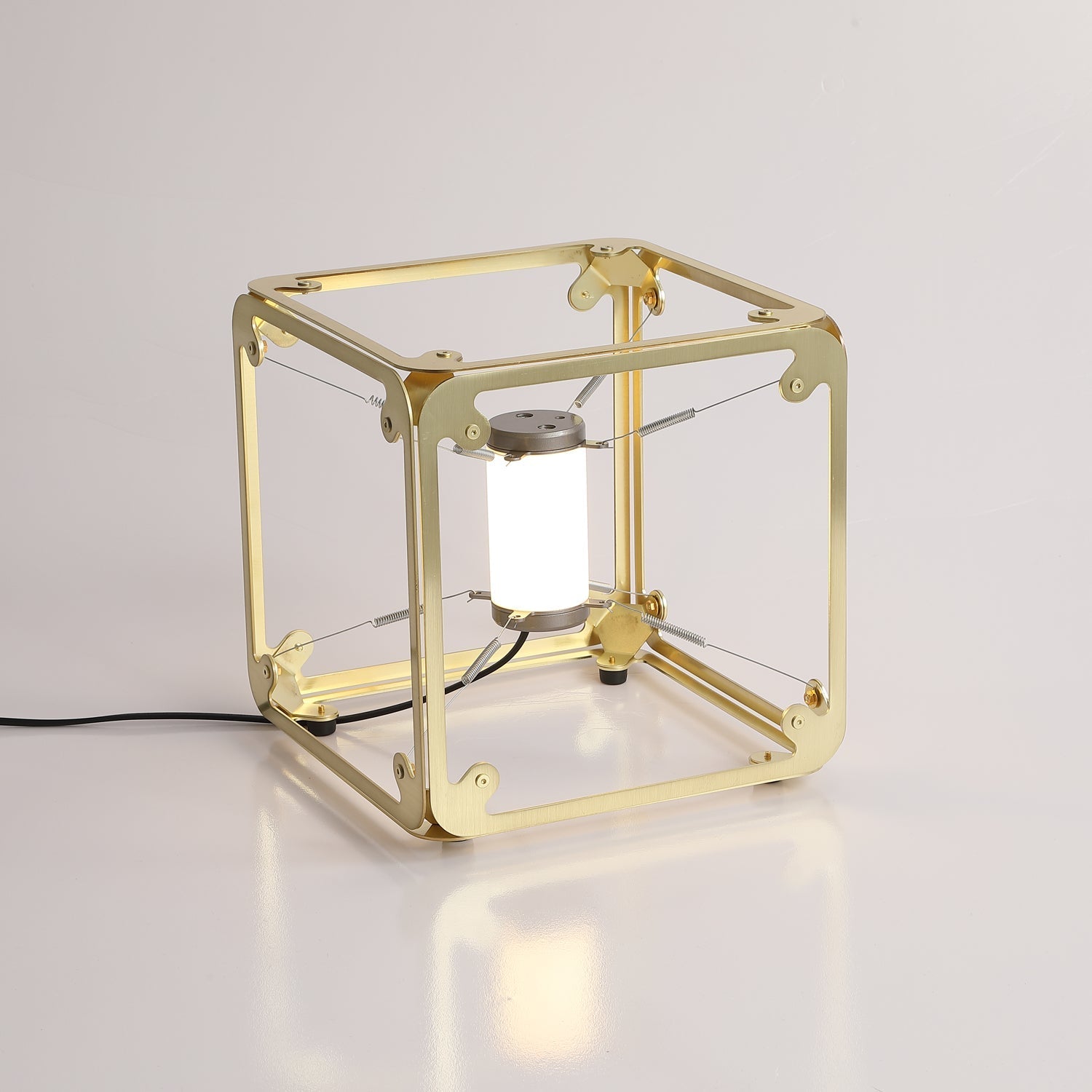 hyperqube-table-lamp-anzaz--11