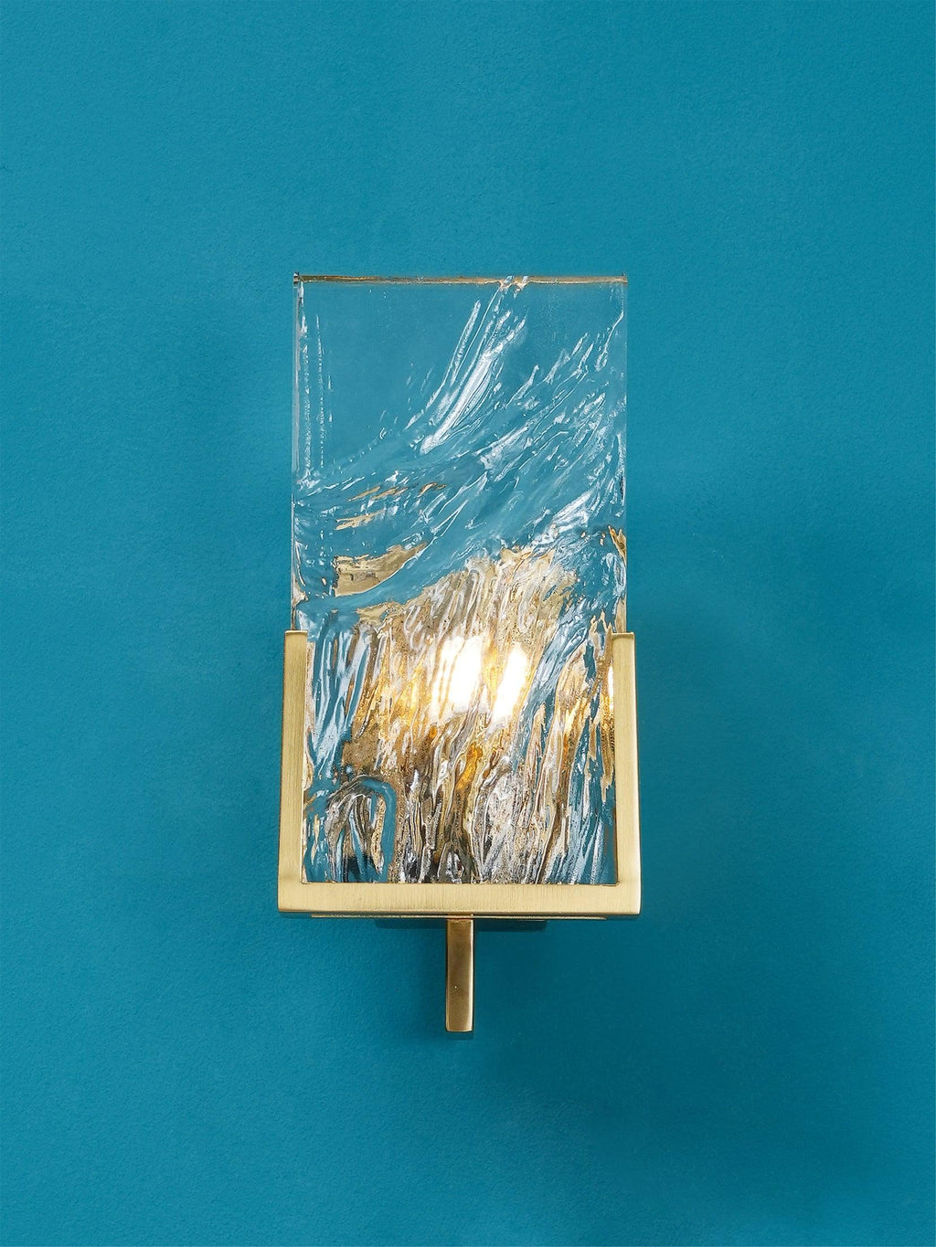 ice-crystal-wall-lamp-anzaz--8