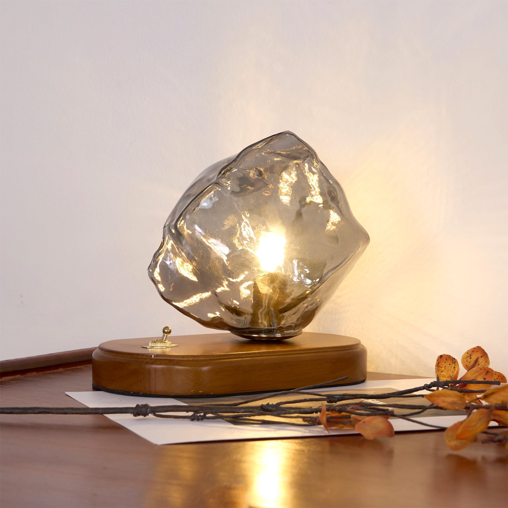 ice-stone-glass-table-lamp-anzaz--31