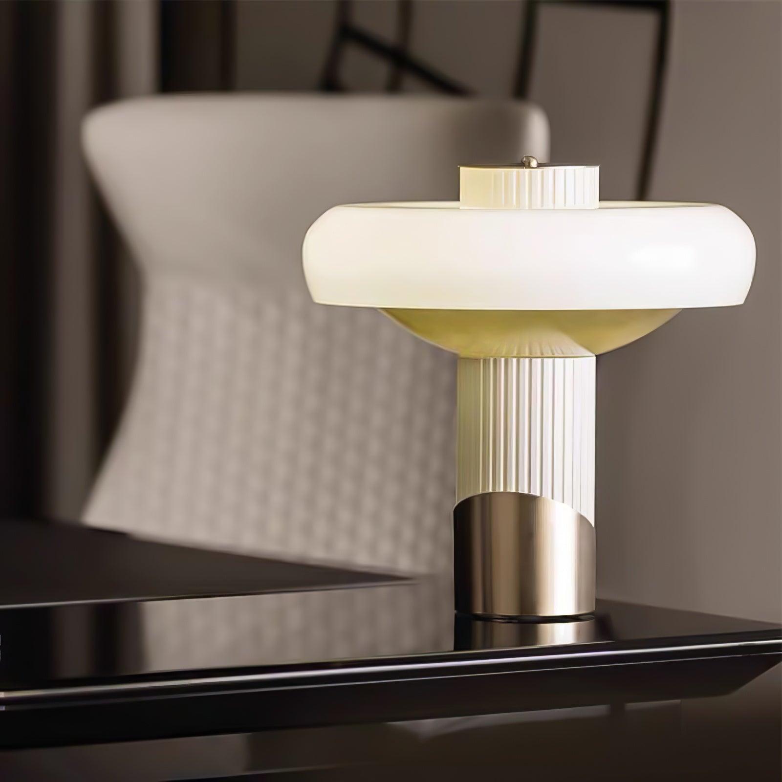 ilayda-table-lamp-anzaz-Gold+White-2