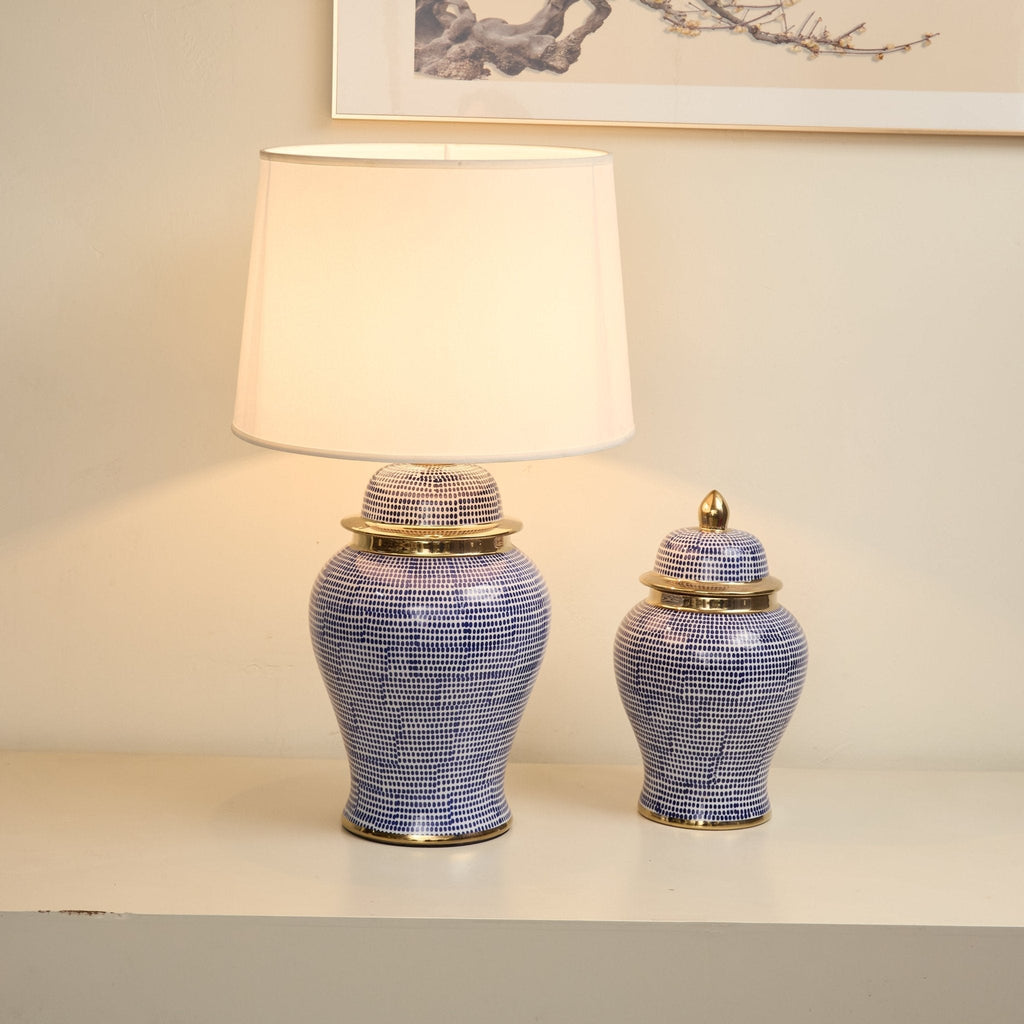 indigo-dot-patterned-ceramic-table-lamp-anzaz--5