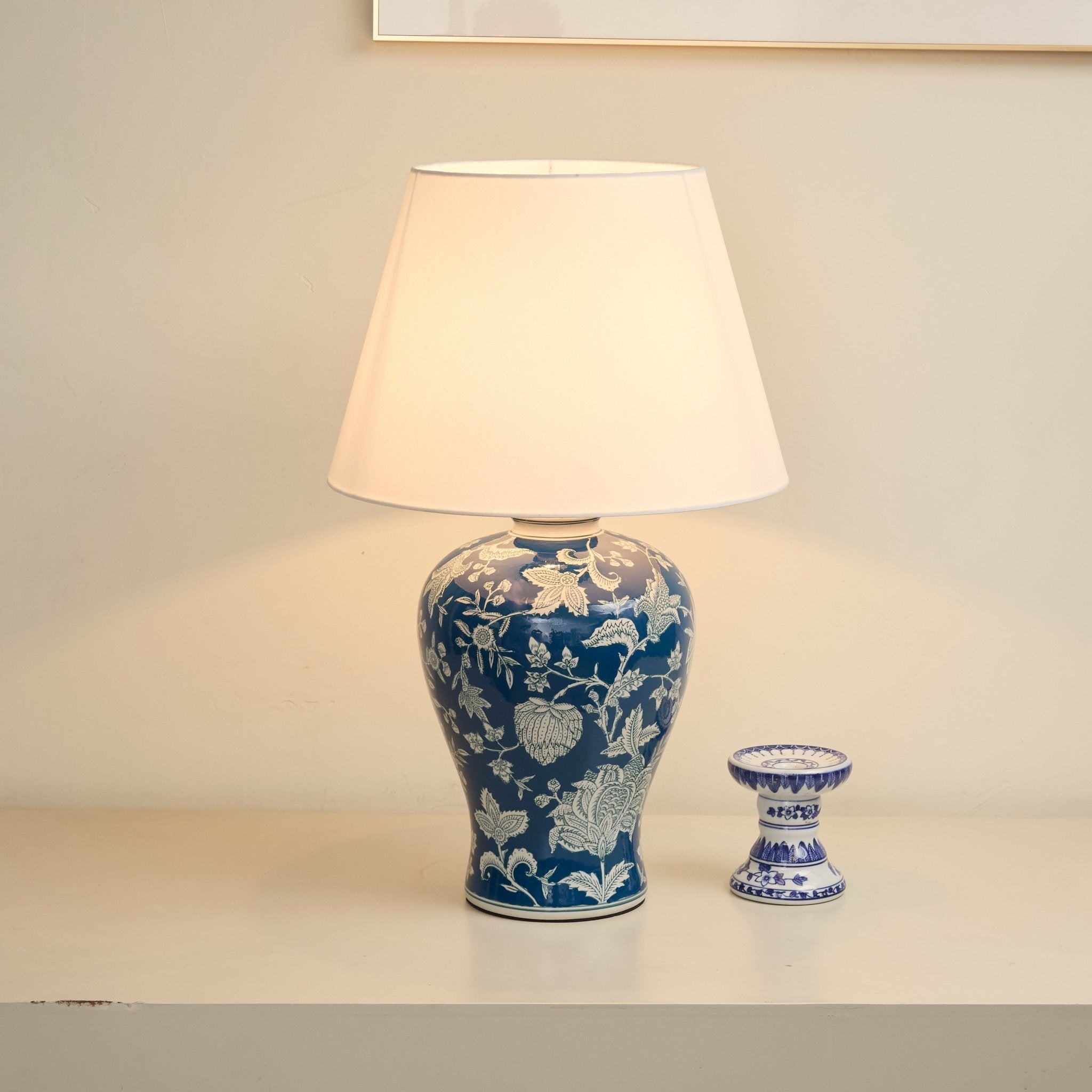 indigo-floral-vine-ceramic-table-lamp-anzaz-Blue & White-3