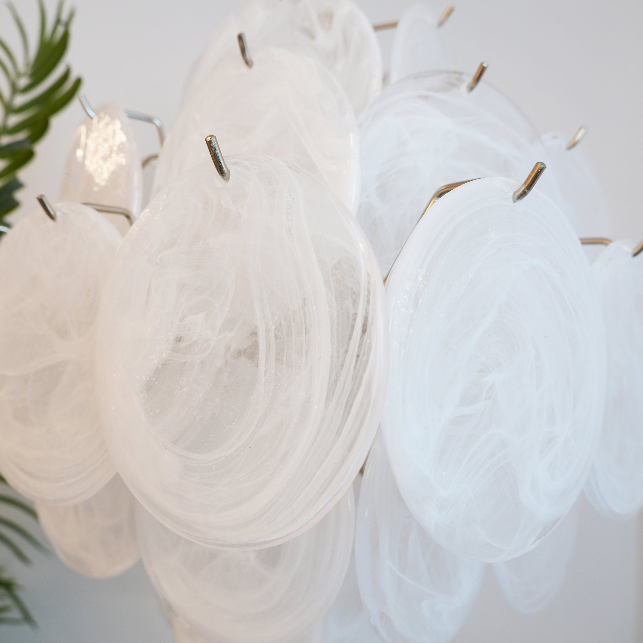 isadora-murano-white-disc-chandelier-anzaz--12