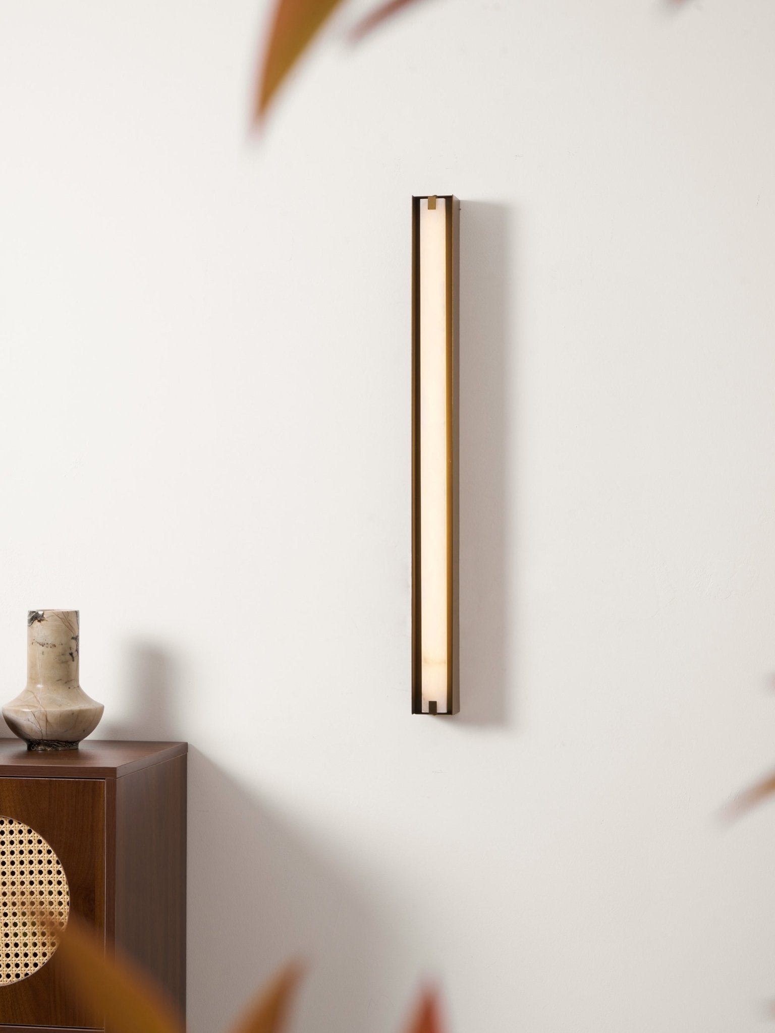 isolde-alabaster-wall-sconce-anzaz--29