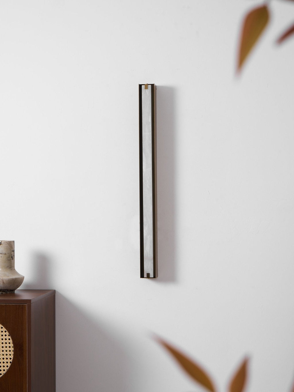 isolde-alabaster-wall-sconce-anzaz--43