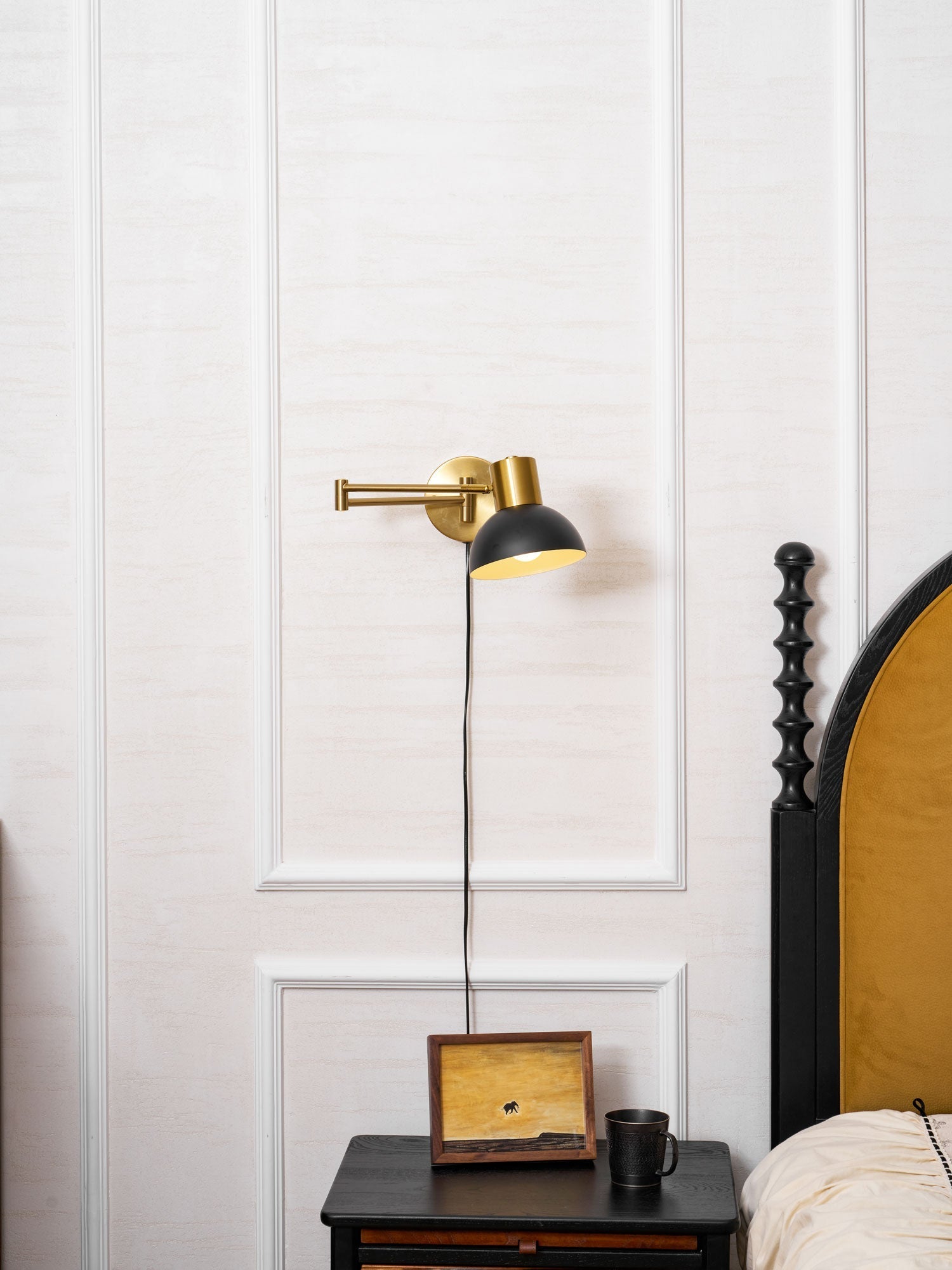 adjustable-arm-plug-in-wall-lamp-anzaz--38