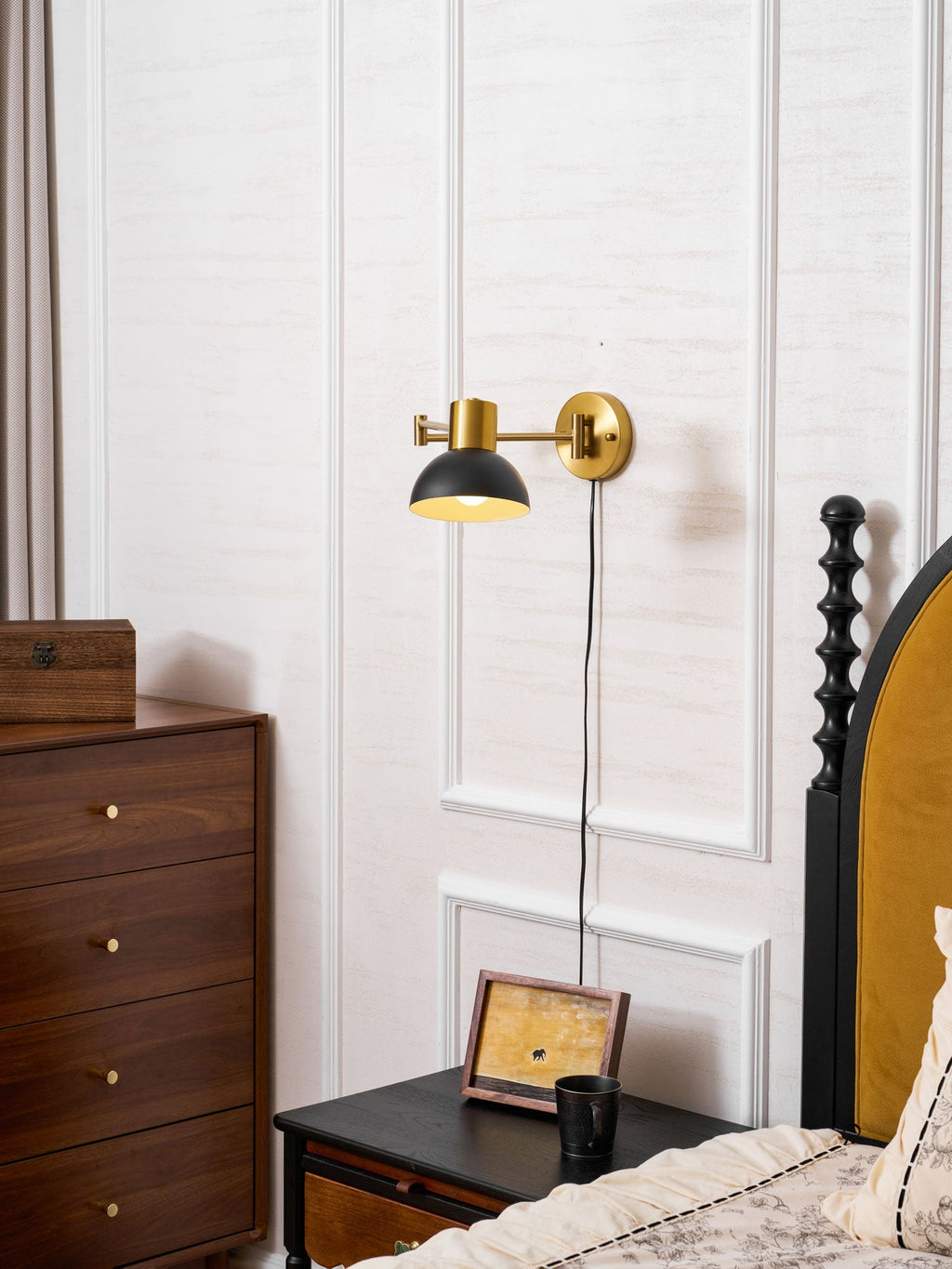 adjustable-arm-plug-in-wall-lamp-anzaz--36